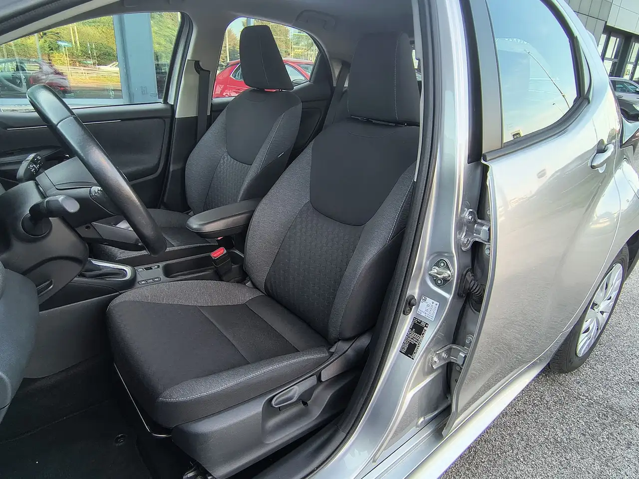 Toyota Yaris 1.5 Hybrid 116 CV Business NEOPATENTATO, миниатюра 13