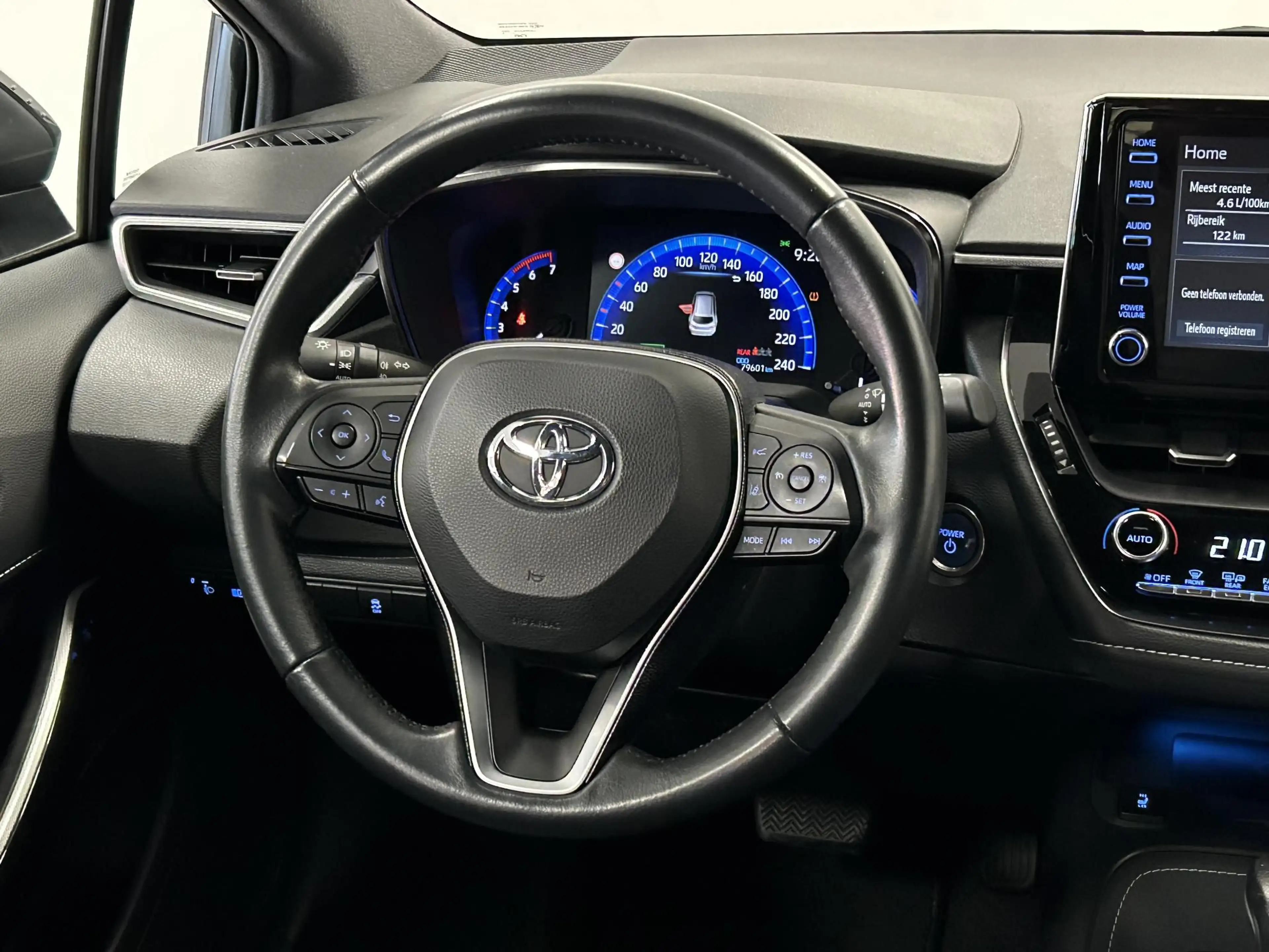Toyota Corolla Touring Sports 1.8 Hybrid Dynamic | CAMERA | LED | — photo 35