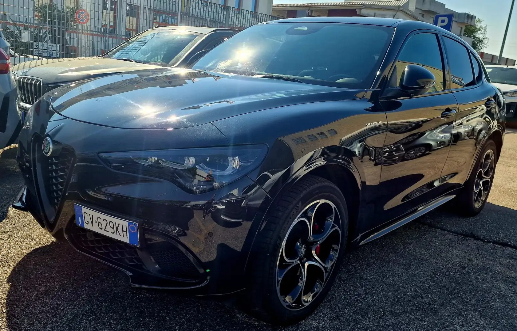Alfa Romeo Stelvio 2.2 TD Veloce Q4 210cv AT8 Noir - 1