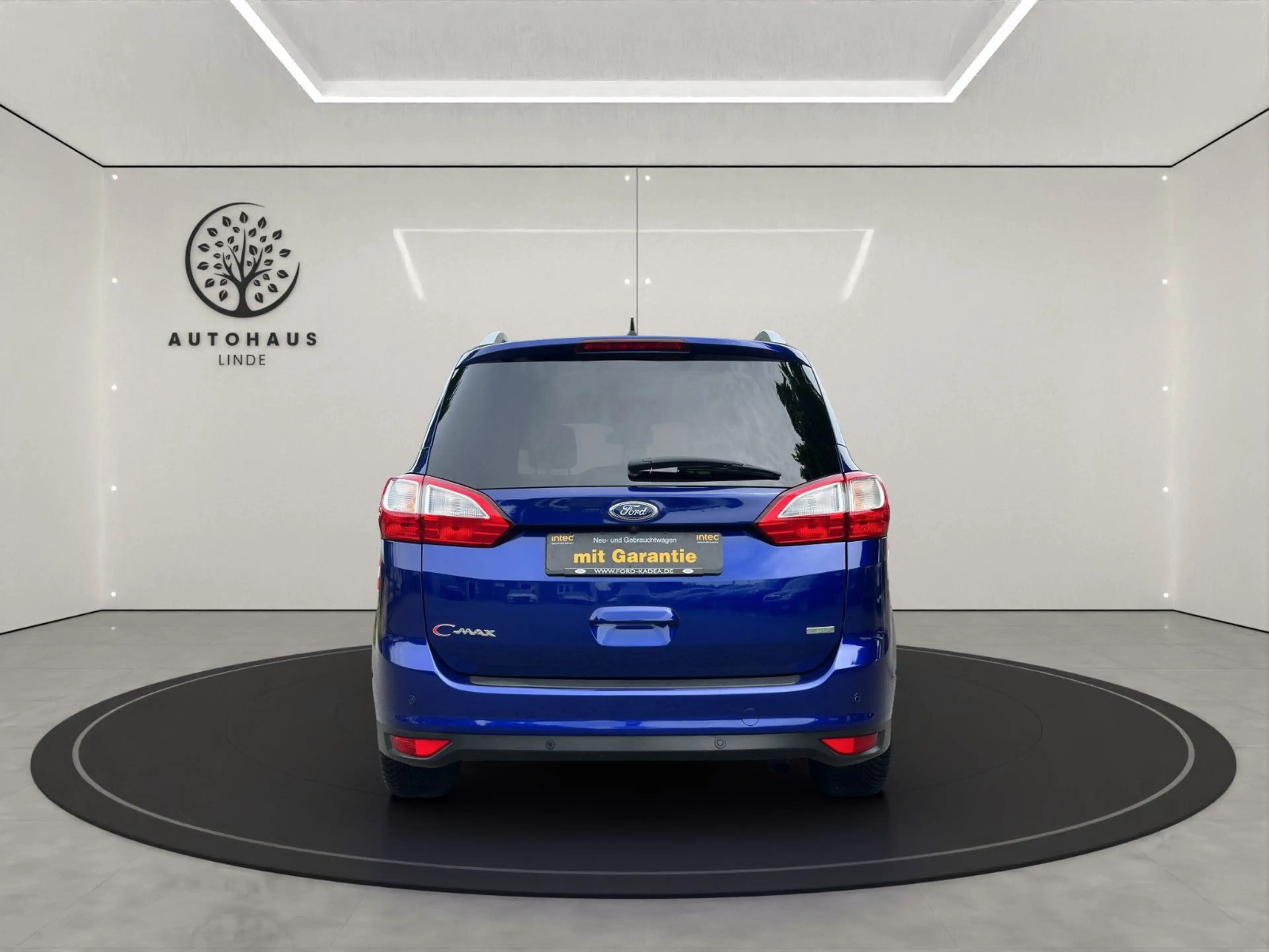 Ford Grand C-Max 1,5 EcoBoost 110kW Titanium 6 Sitze — photo 4