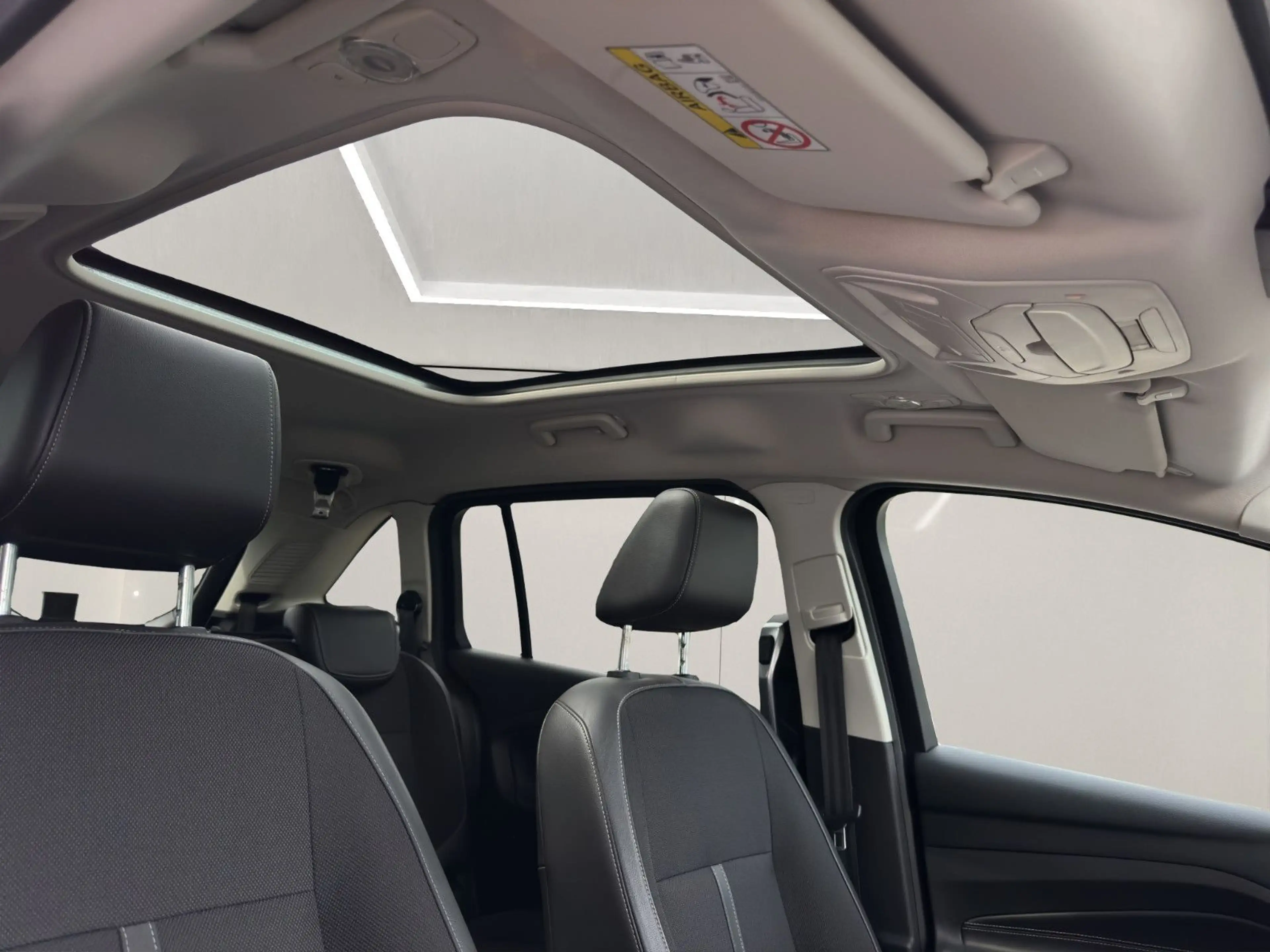 Ford Grand C-Max 1,5 EcoBoost 110kW Titanium 6 Sitze — photo 27
