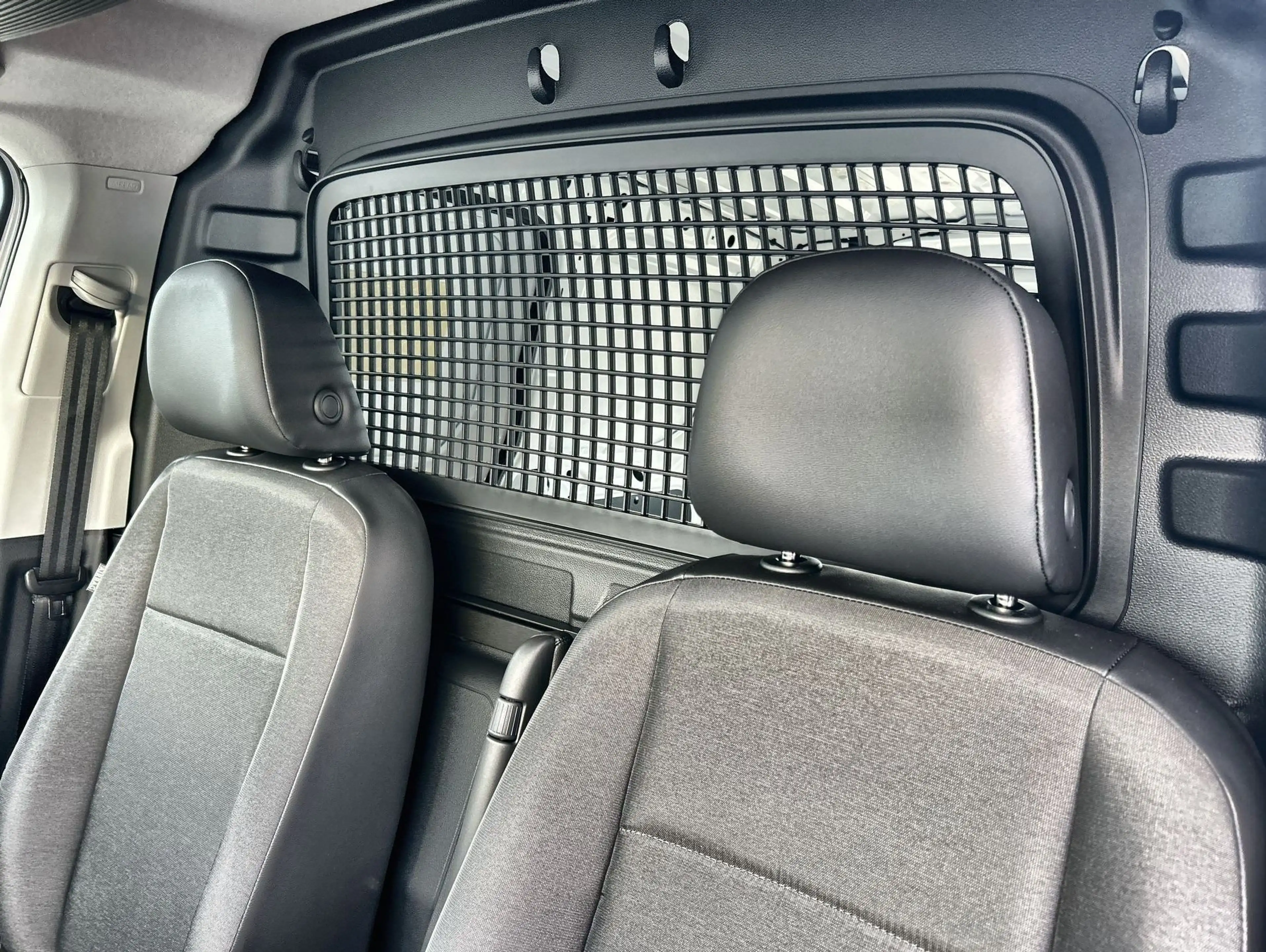 Volkswagen Caddy Cargo Motor: 2.0 l TDI EU6 SCR 75 kW Getriebe: 6-G — photo 12
