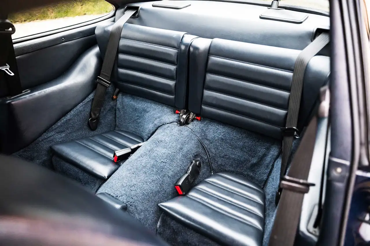 Porsche 964 - 911 CARRERA 4 / COUPE / MANUAL/ MATCHING NUMBERS, foto 5