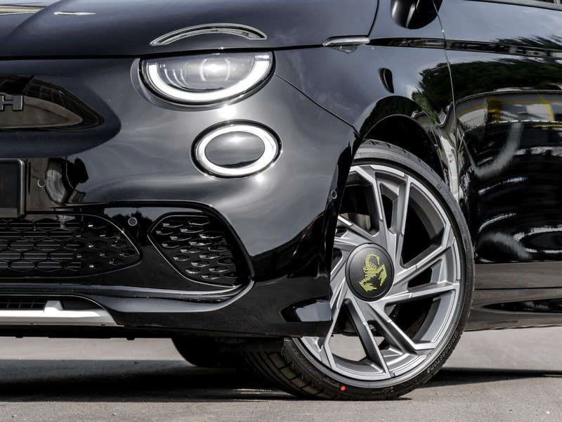 Abarth 500e 42 kWh Turismo — photo 5
