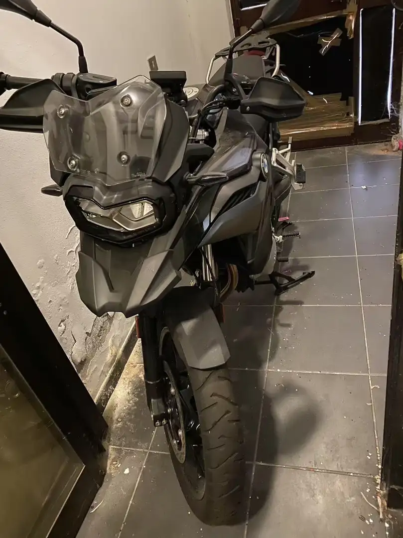 BMW F 750 GS Noir - 1