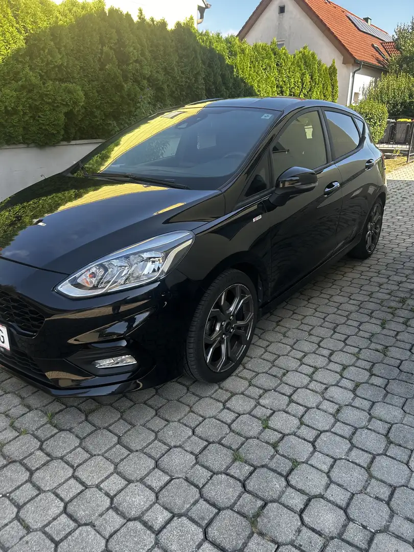 Ford Fiesta ST-Line Schwarz - 2