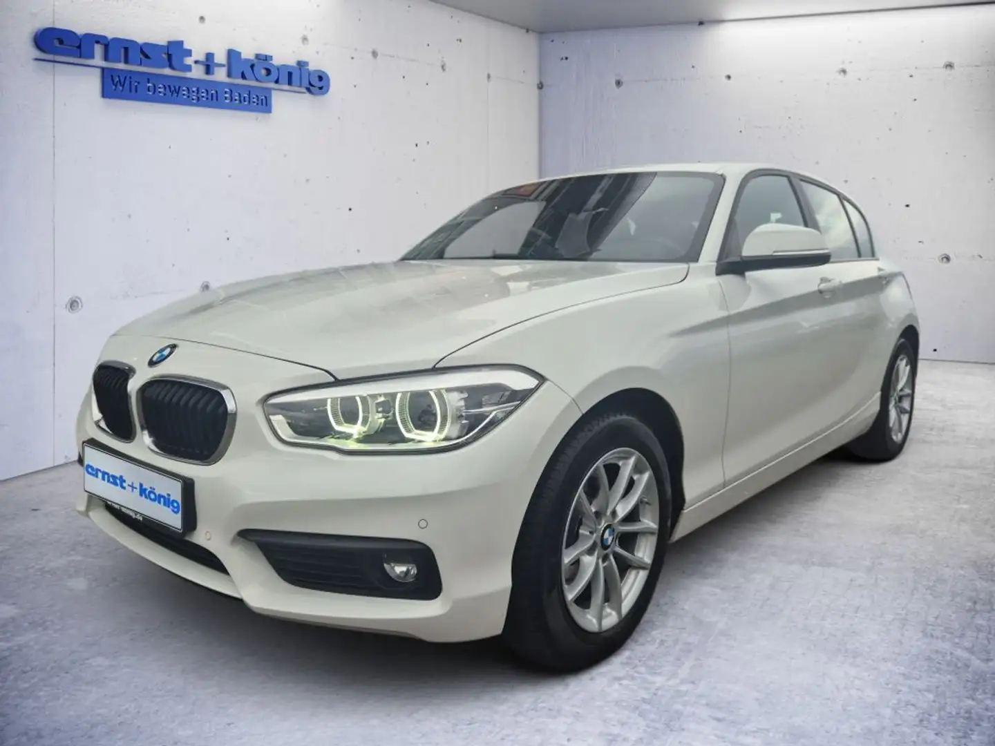 BMW 120 120i Aut. Advantage Blanc - 1
