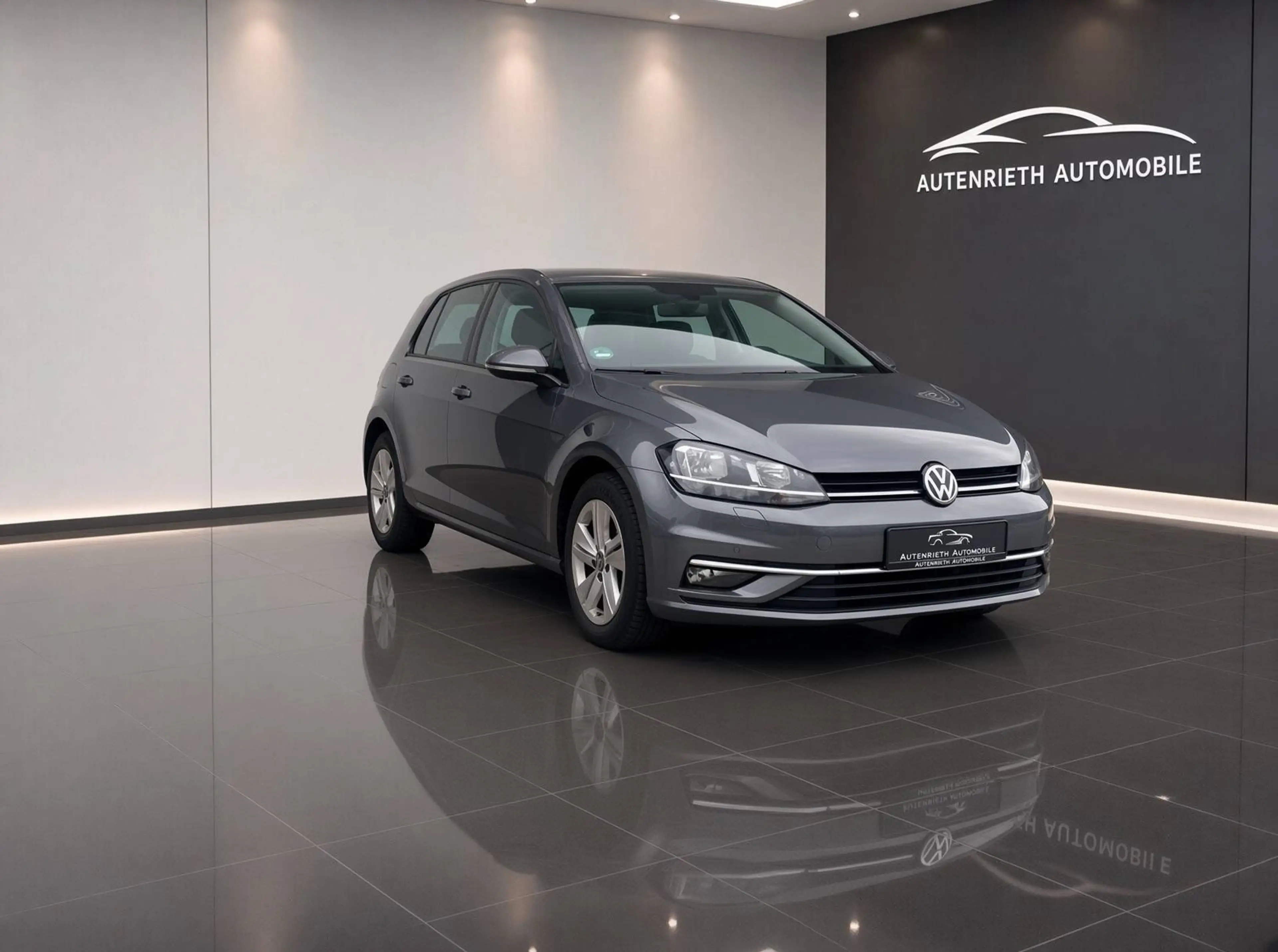 Volkswagen Golf CARPLAY/ABSTANDSTEMPOMAT/SITZHEIZUNG — photo 3