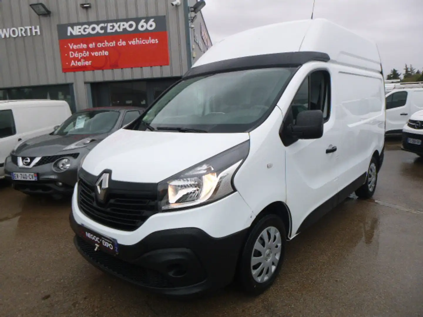 Renault Trafic Grand Confort L1H2 1200 Weiß - 1