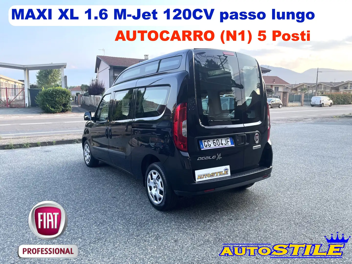 Fiat Doblo Maxi - XL 1.6 M-jet Passo Lungo / Tetto Alto N1 5P Schwarz - 1