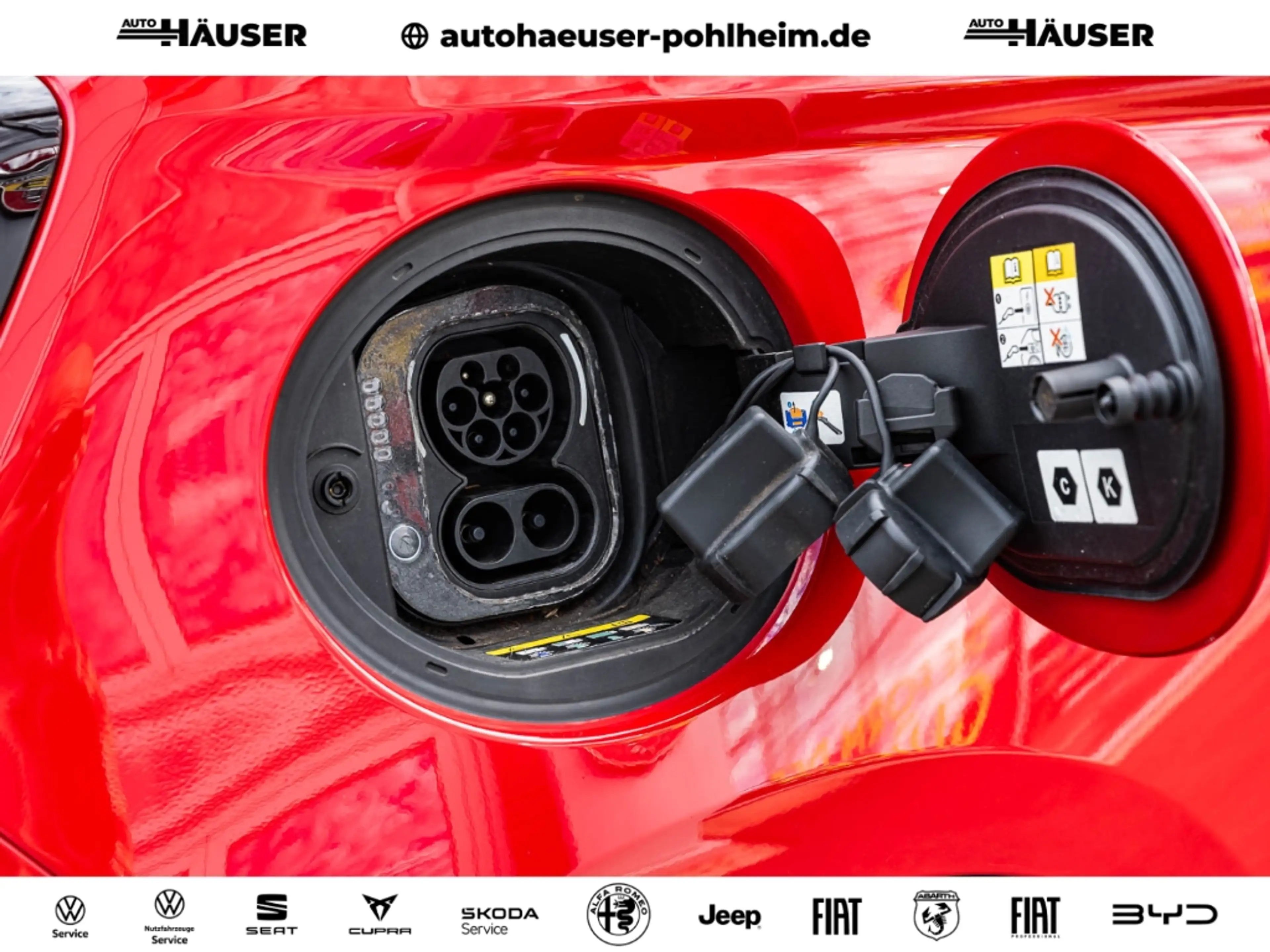 Fiat 500e RED 42 kWh NAVI TEMPOMAT PDC APPLE ANDROID ALLWETT — photo 9