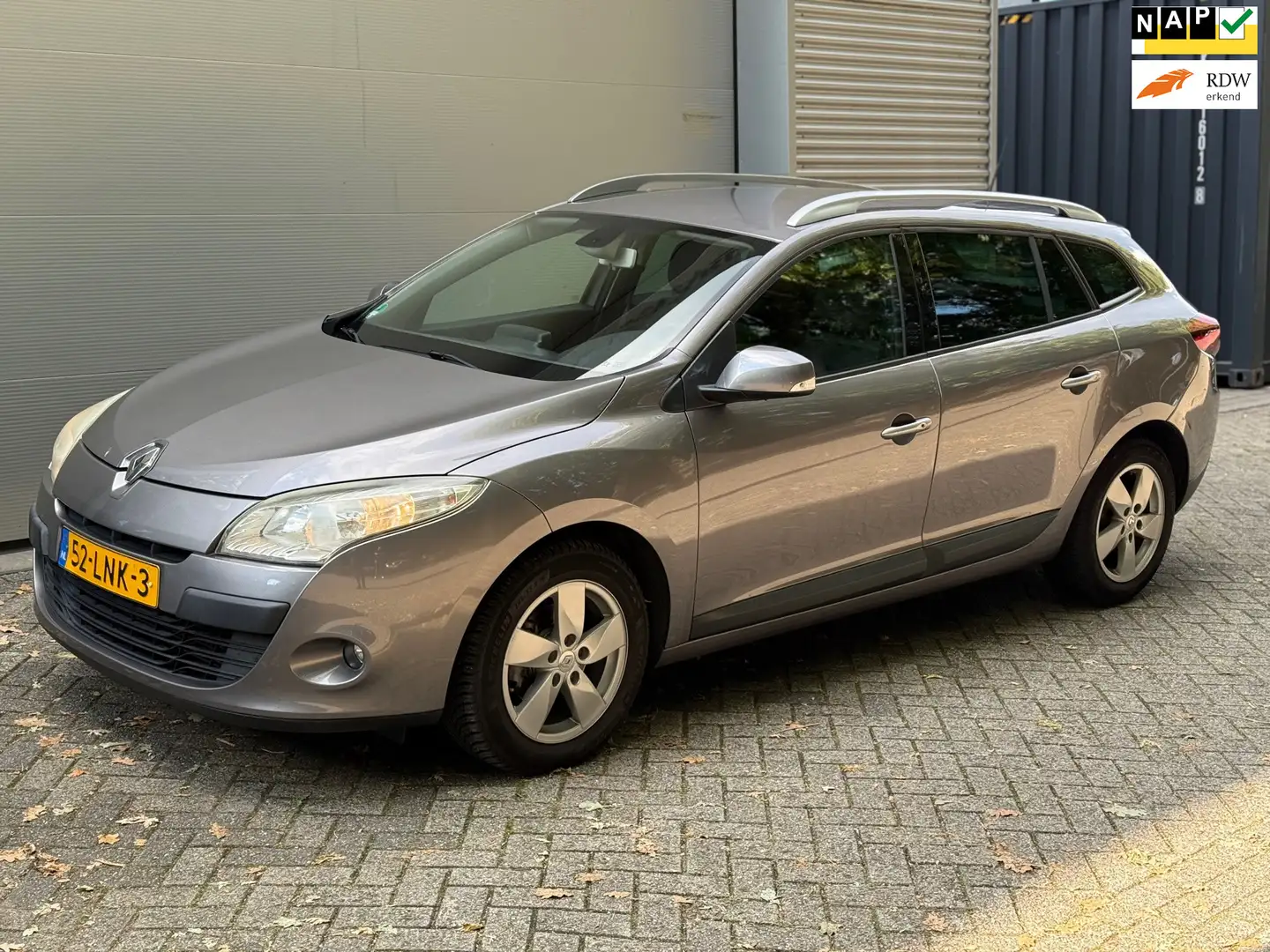 Renault Megane Estate 1.5 dCi Dynamique navi l Distr VV 2021 l Cr Gris - 1