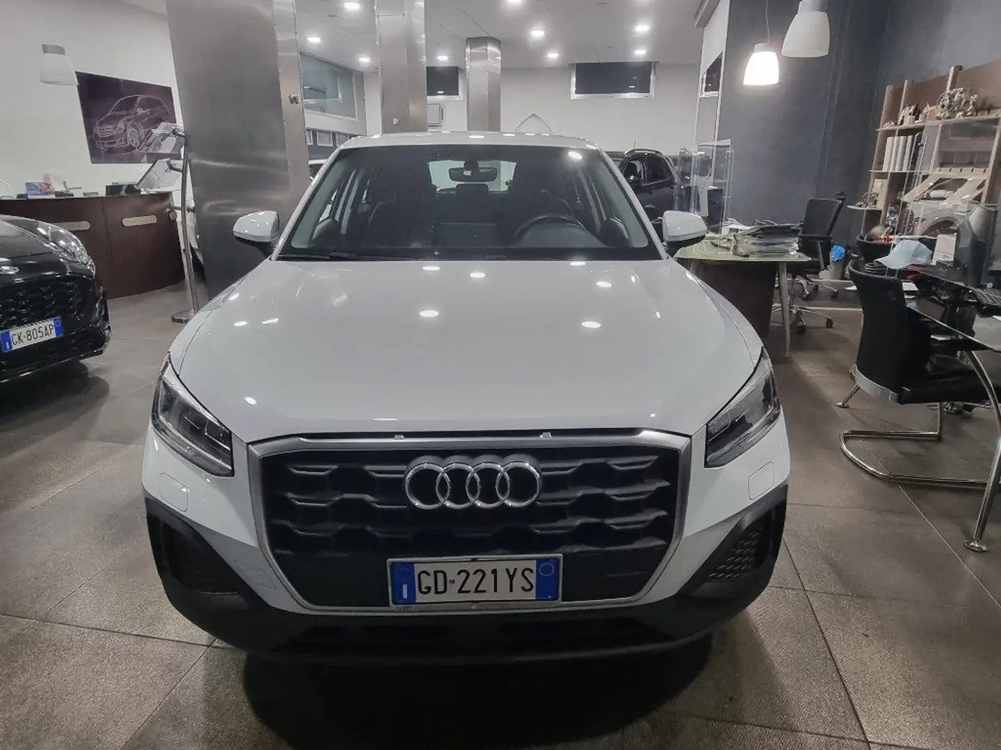 Audi Q2 35 TFSI Weiß - 2