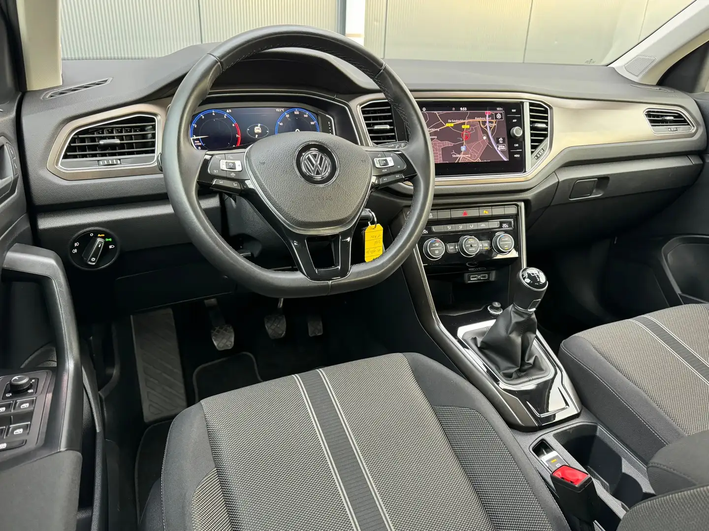 Volkswagen T-Roc 1.0 TSI Style * Cruise * Visueel cockpit * Clima * Grijs - 2