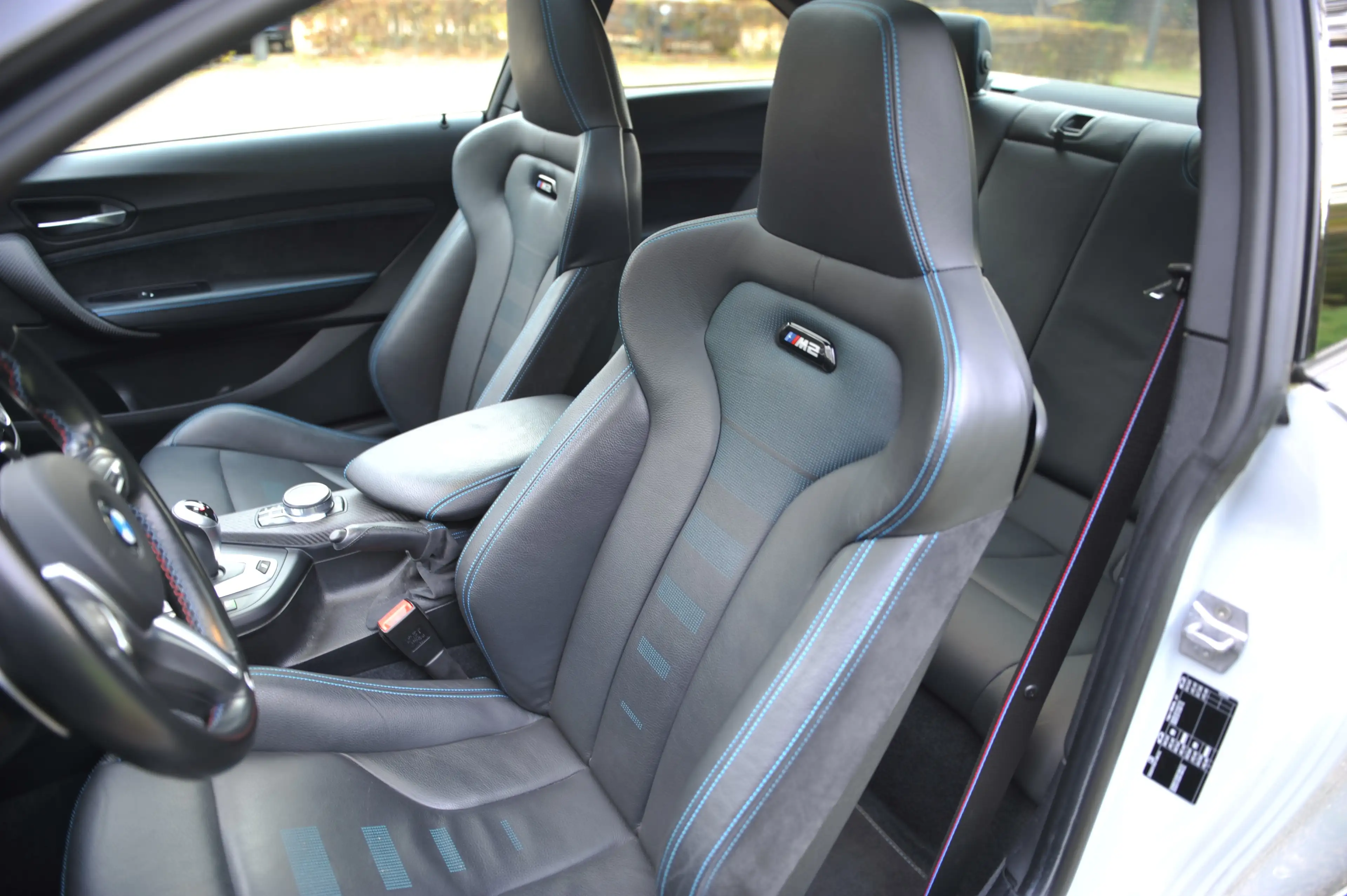BMW M2 Coupé 3.0 M2 Competition — photo 11