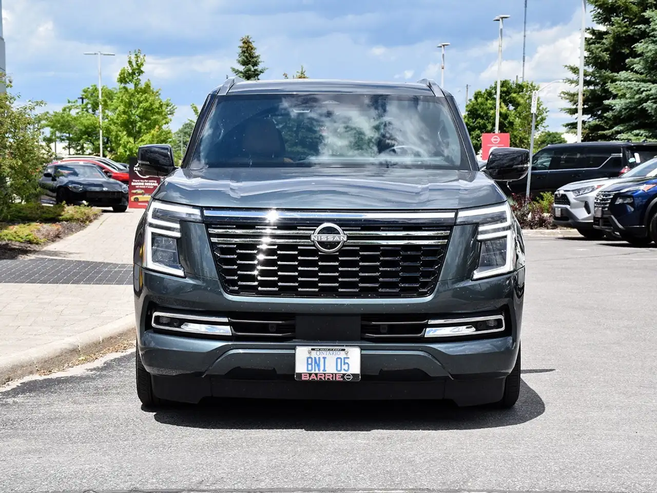 Nissan Armada снимка Nissan Armada