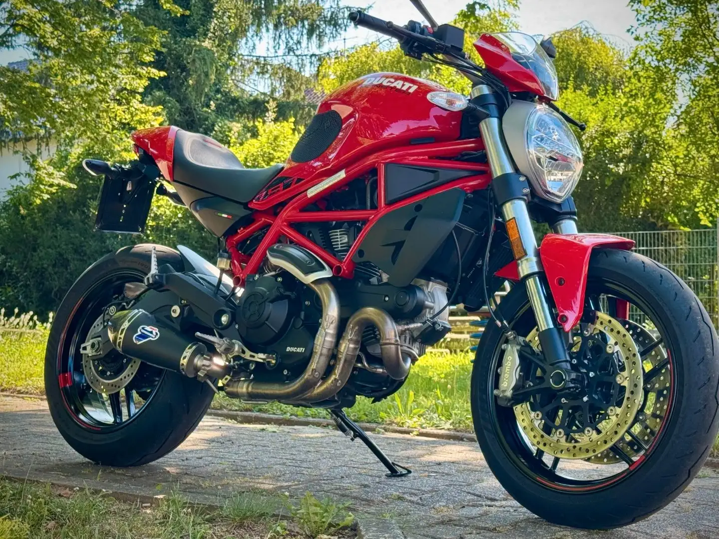 Ducati Monster 797 rosso* inkl Termignioni Rood - 1