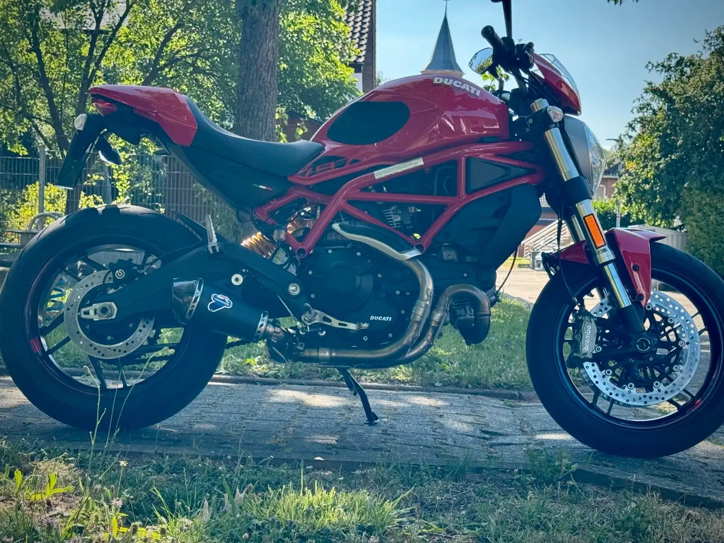 Ducati Monster 797 rosso* inkl Termignioni Rood - 2