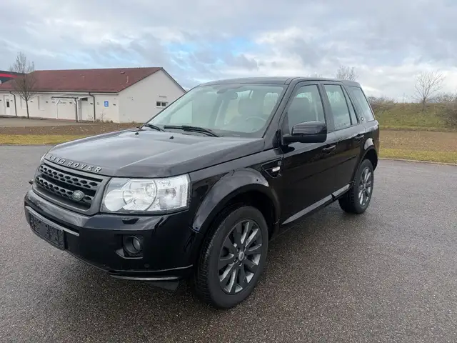 Land Rover Freelander 2 SD4*AUTOM*LEDER*PANO*NAVI*XEN*AHK*