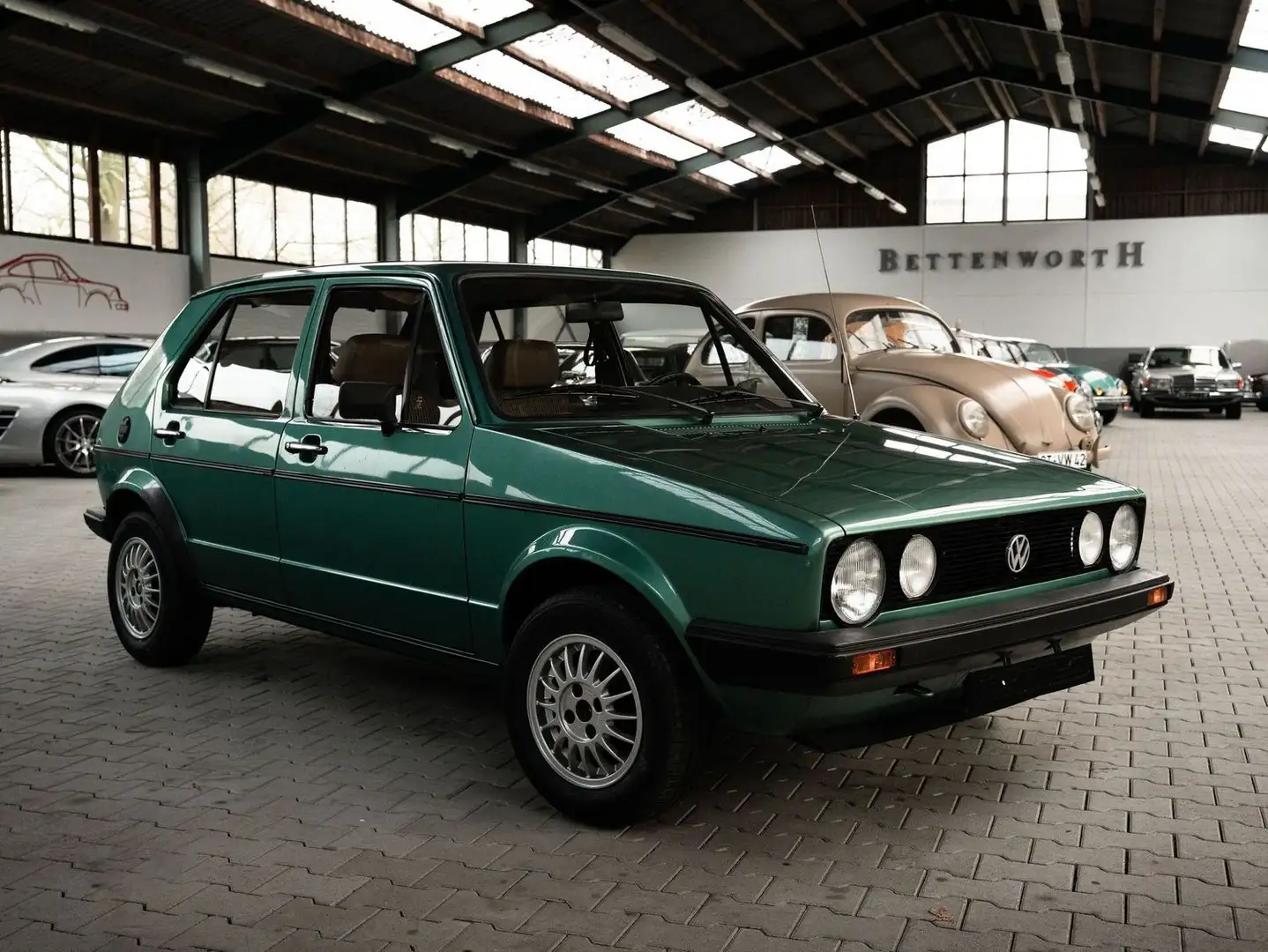 Volkswagen Golf LX Grün - 1