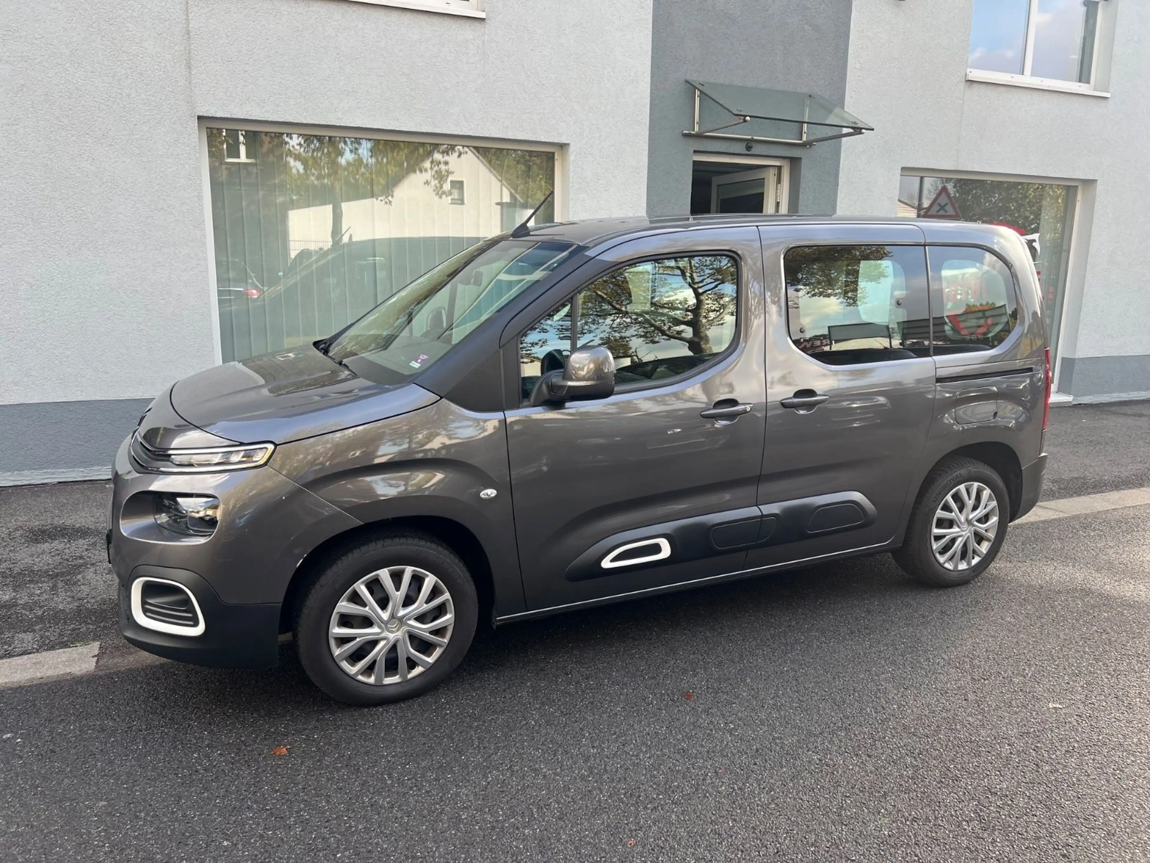 Citroen Berlingo BlueHDi 100 S&S FEEL M"Klima"1.HD"PDC" — photo 4