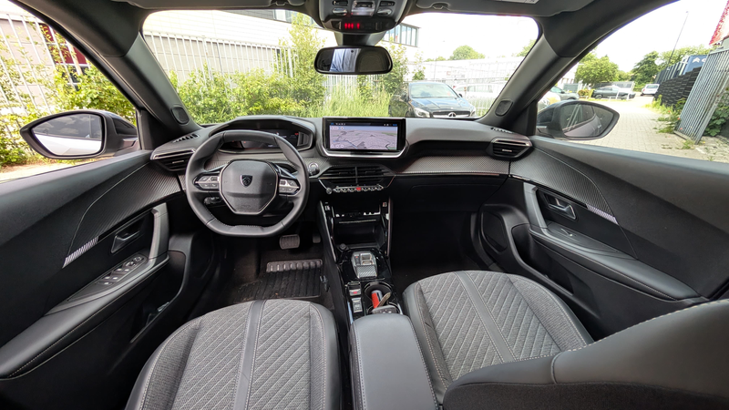 Peugeot e-2008 EV Allure Avantage 54 kWh — photo 5