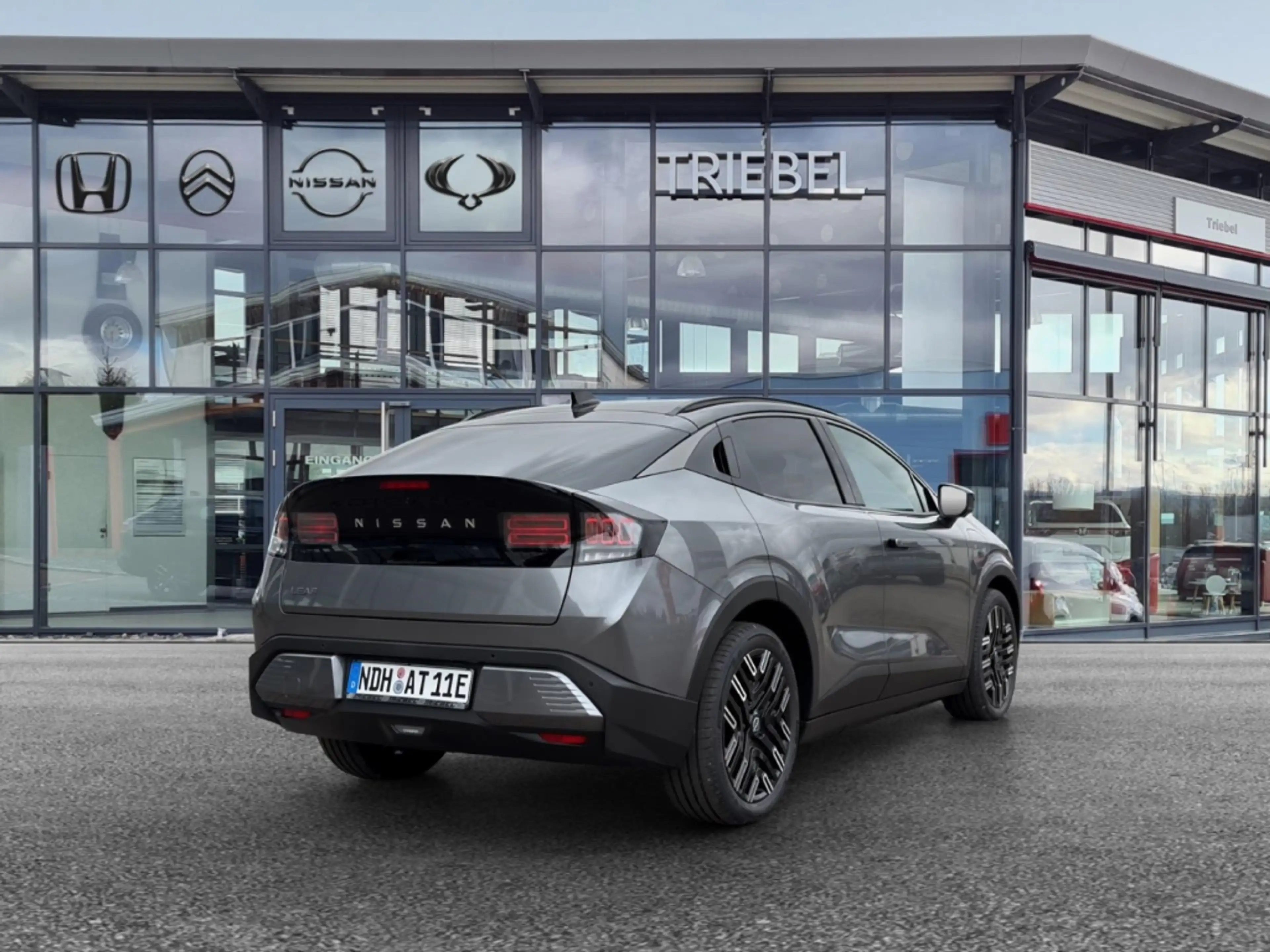Nissan Leaf Evolve 75 kWh °PANO°HUD°Kamera°Navi°SHZ° — photo 5