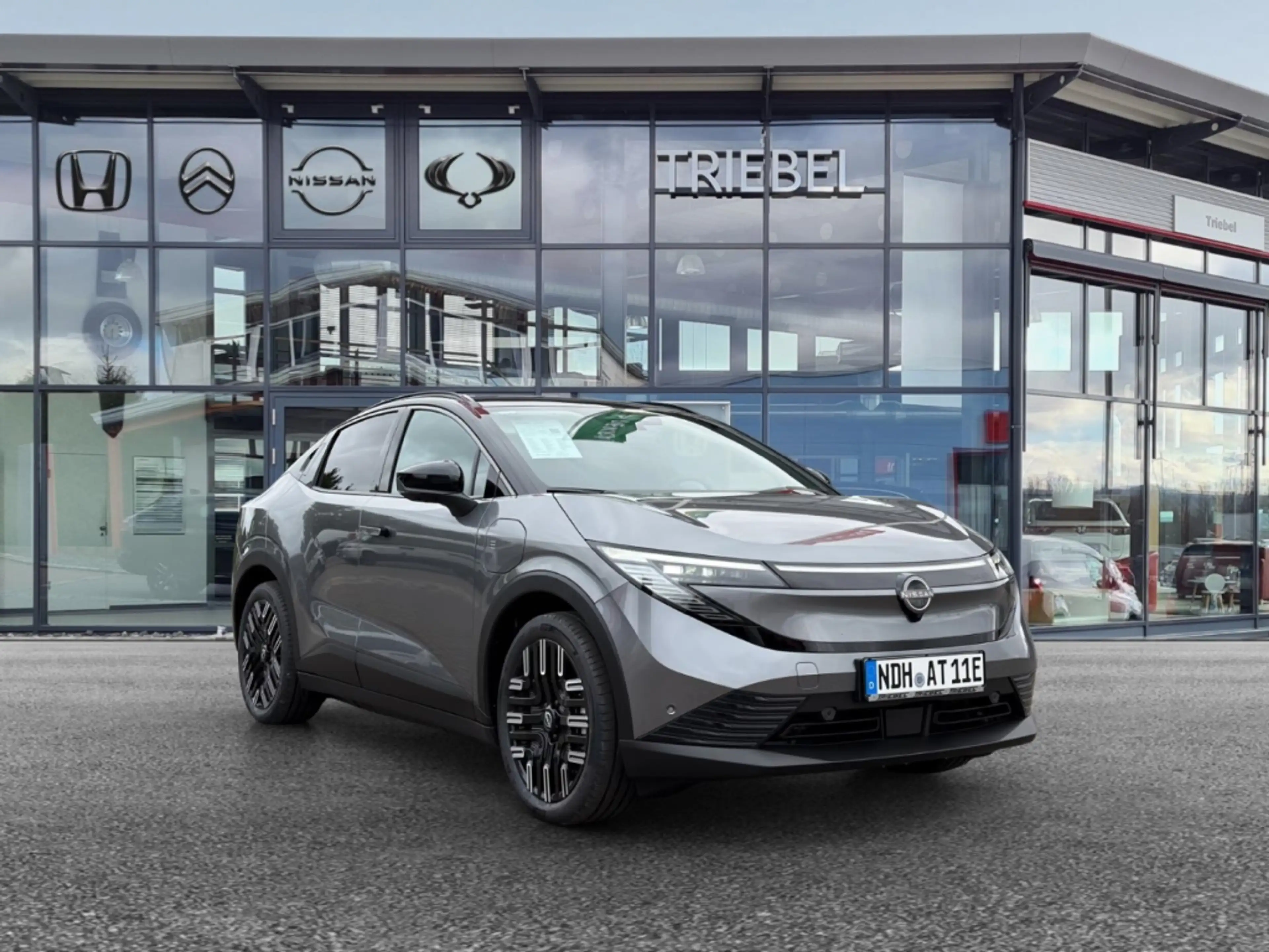 Nissan Leaf Evolve 75 kWh °PANO°HUD°Kamera°Navi°SHZ° — photo 2