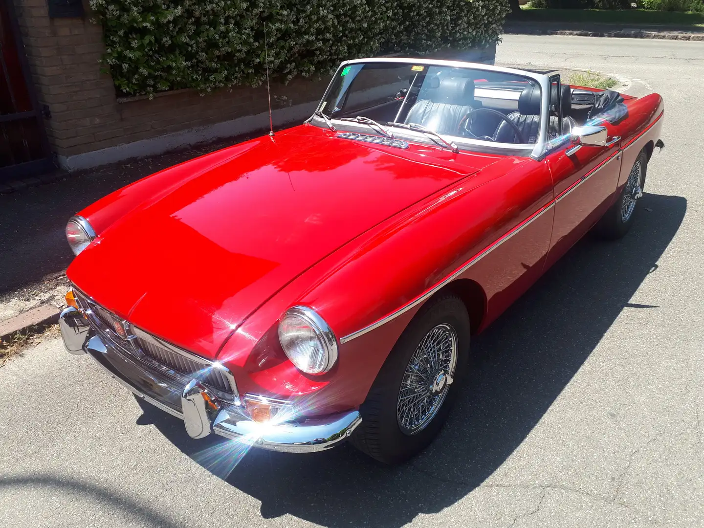 MG MGB SPIDER Rojo - 1