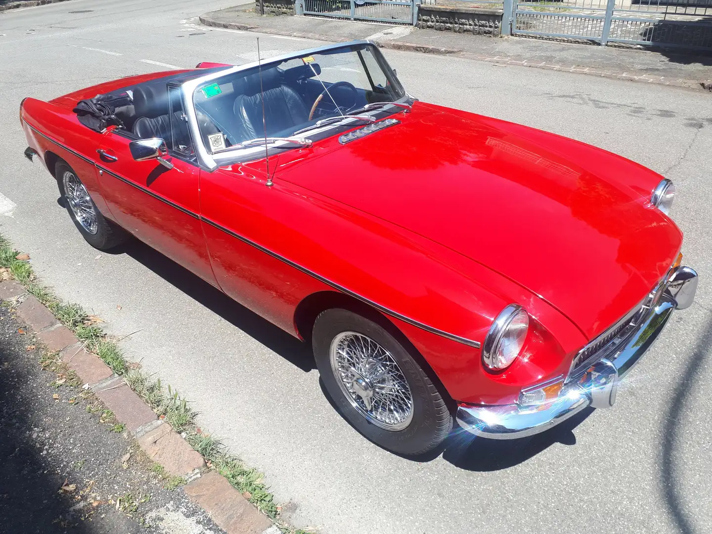 MG MGB SPIDER Rojo - 2