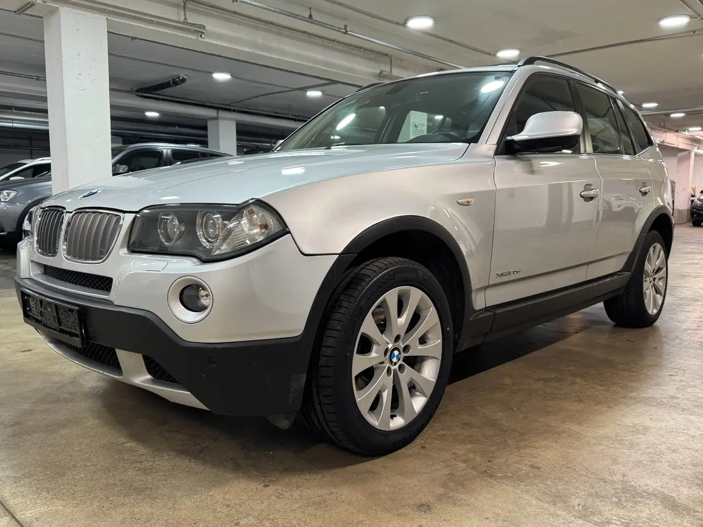 BMW X3 xDrive 20d Navi~Klima~Leder~Automatik~ Argent - 1