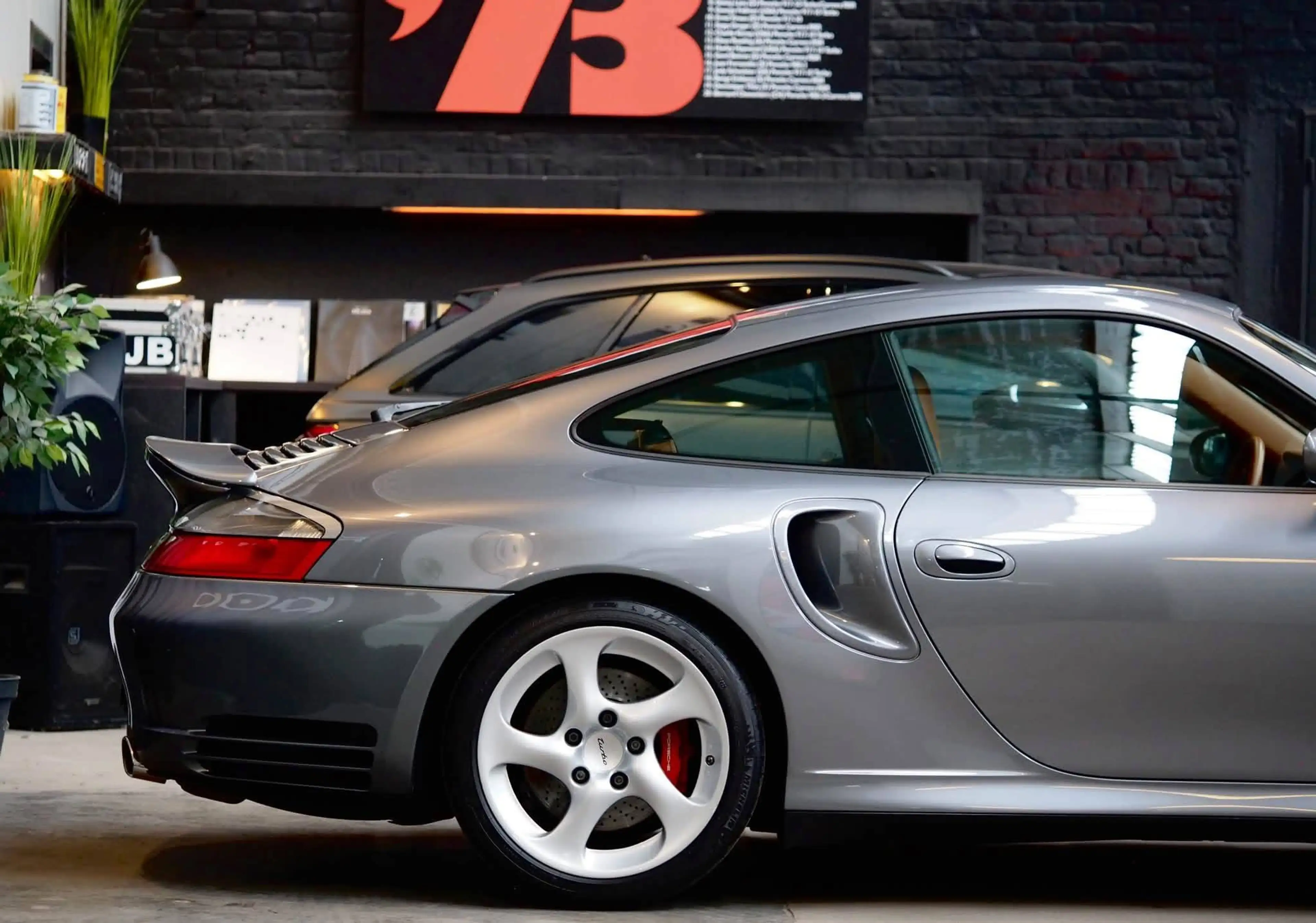 Porsche 996 996.2 Turbo 3.6 Coupé BV6 * 1st paint * Mint condition * — photo 14