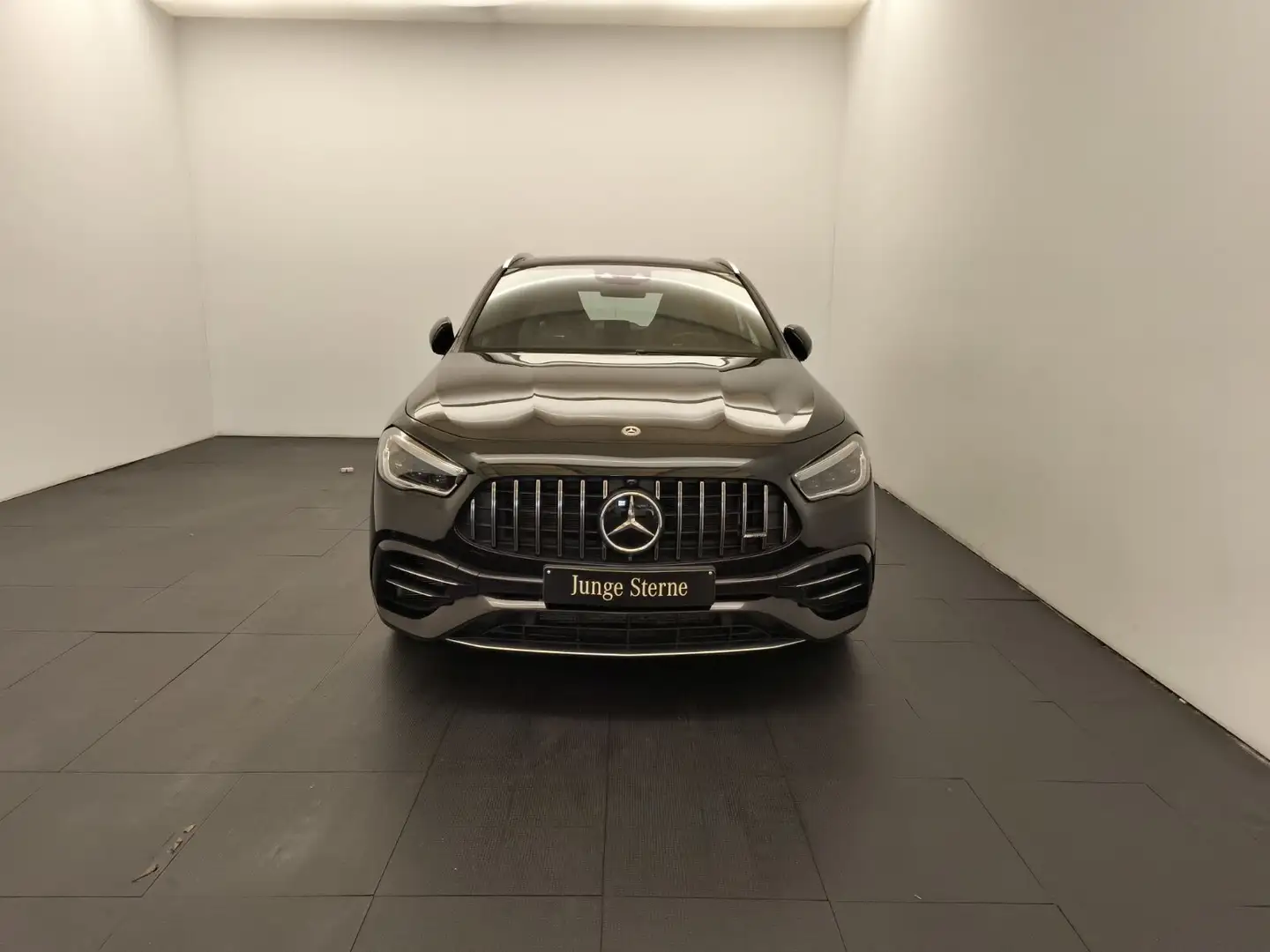 Mercedes-Benz GLA 45 AMG GLA 45 4M+ Perform. Sitz Pano Distro Burmester LED Schwarz - 2