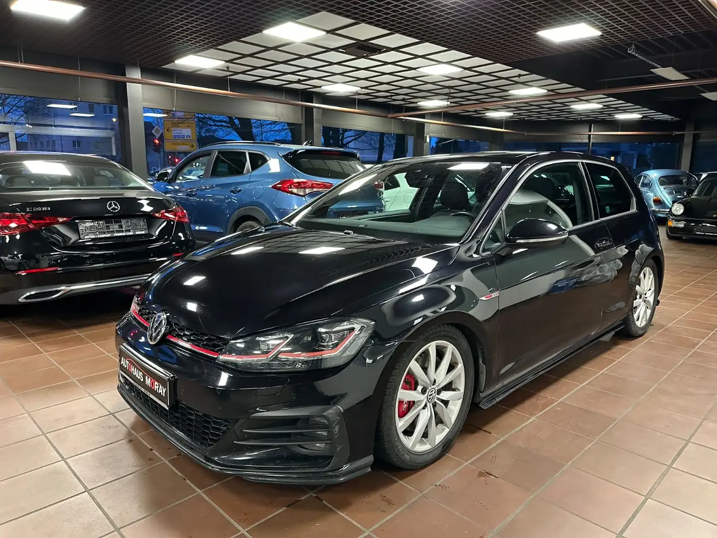Volkswagen Golf VII Lim. GTI Performance, LEDER, PANO., DSG Schwarz - 1
