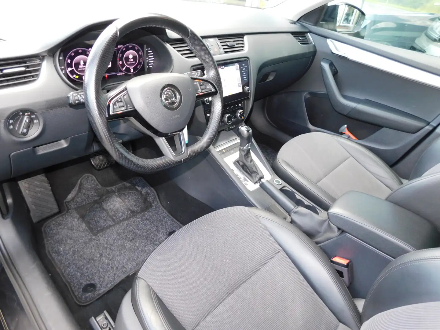 Skoda Octavia 1.0TSI 116PK DSG CLEVER!! All-in Prijs! Zwart - 2