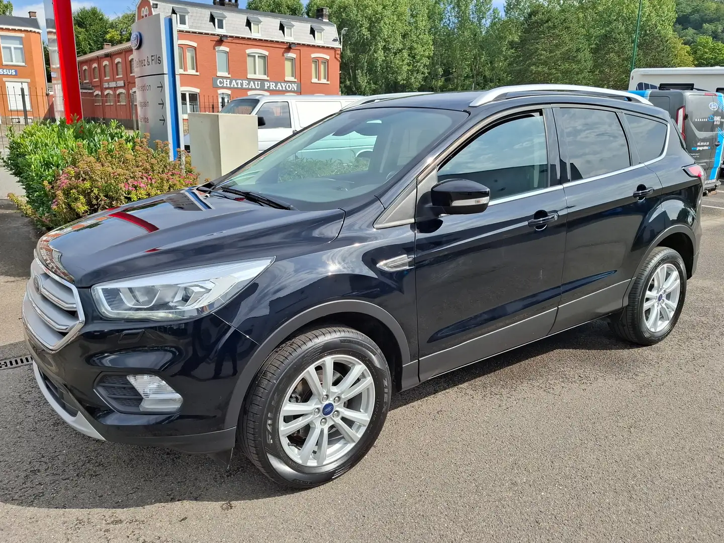 Ford Kuga Kuga 1.5 EcoBoost FWD Business Class (EU6.2) Zwart - 1