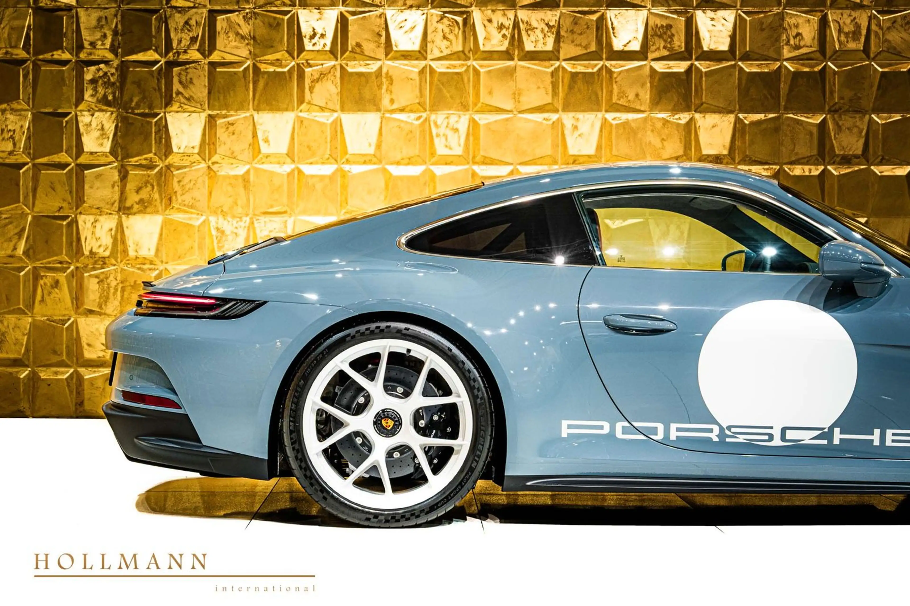 Porsche 992 911 S/T + CARBON ROLL CAGE + LIFT + BOSE — photo 12