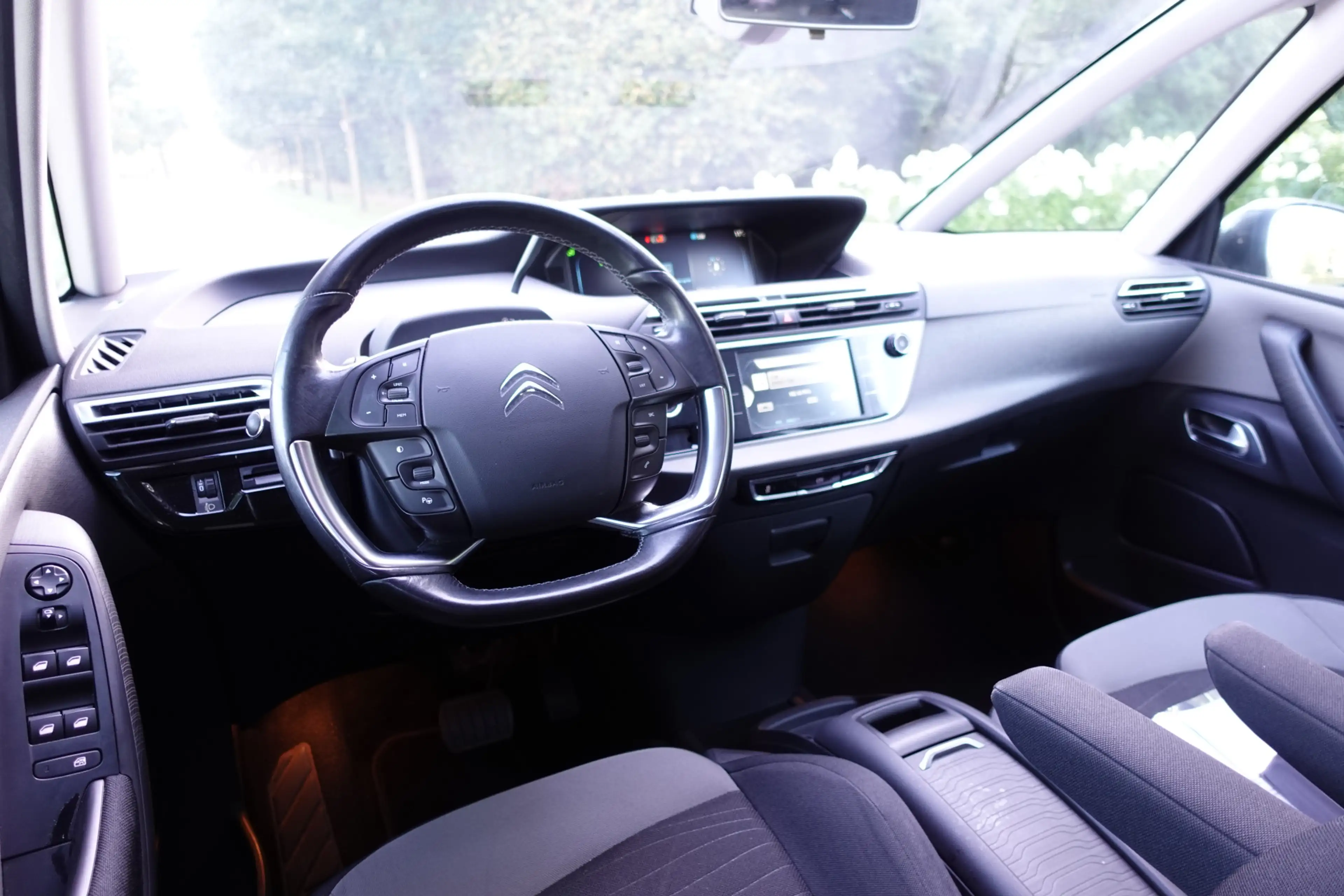 Citroen C4 Picasso 1.6 e-THP Intensive | Trekhaak | Camera | DAB | NA — photo 4