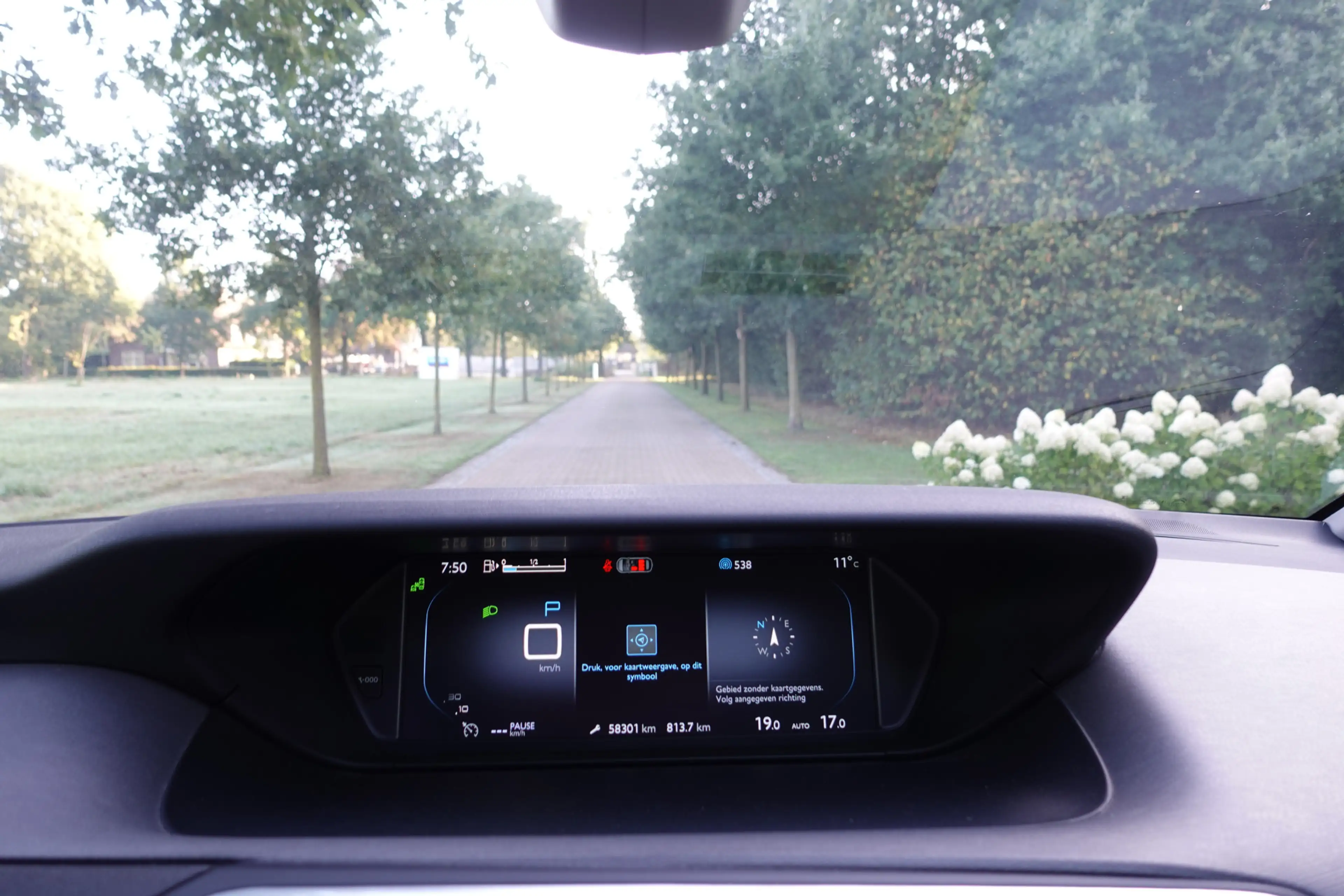 Citroen C4 Picasso 1.6 e-THP Intensive | Trekhaak | Camera | DAB | NA — photo 19