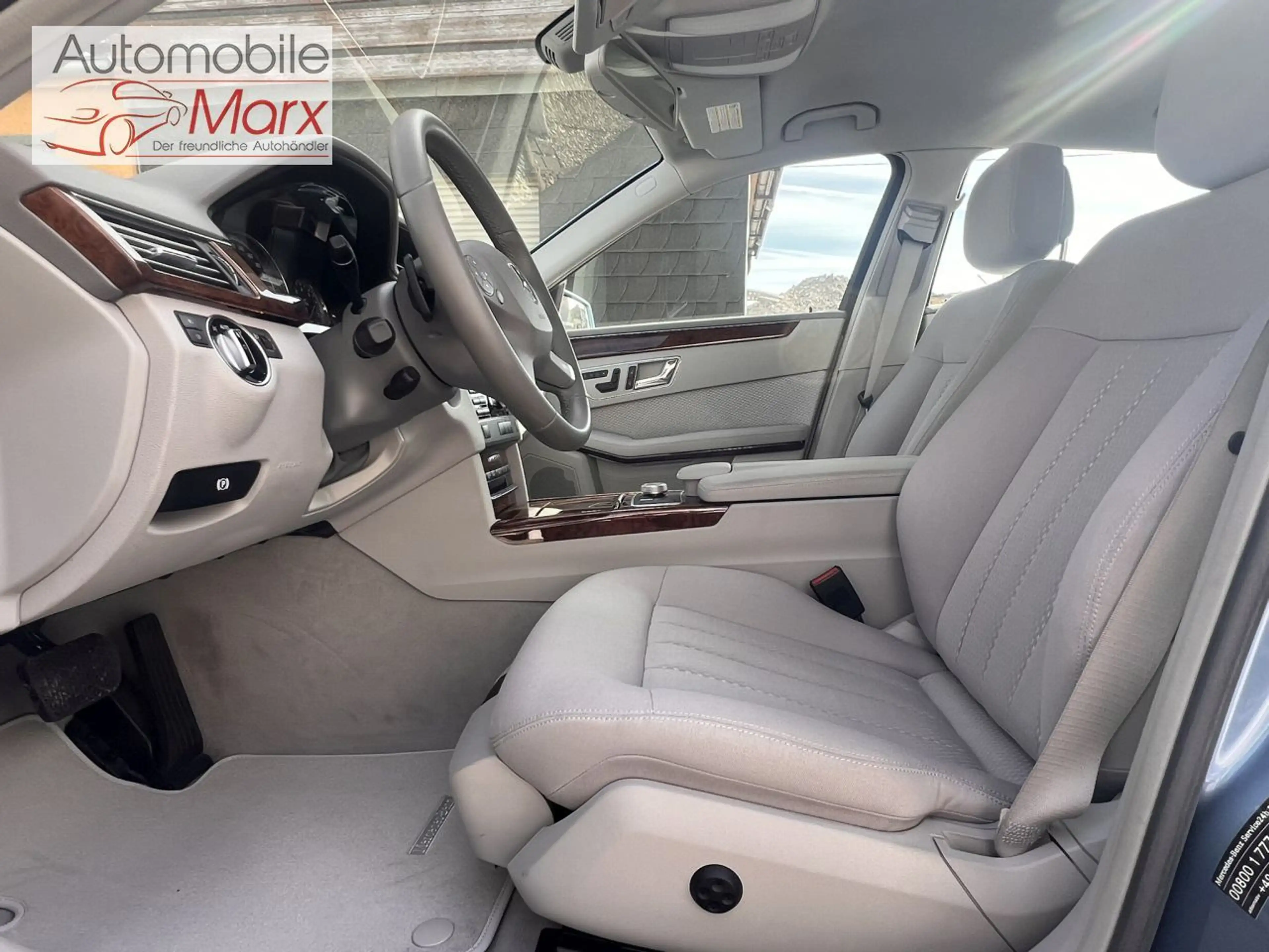 Mercedes-Benz E 350 E 350 4Matic Elegance — photo 14