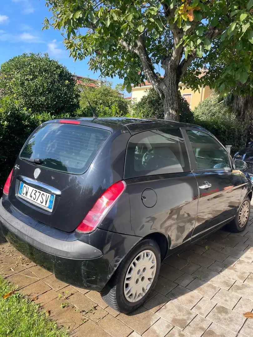 Lancia Ypsilon 1.2 16v Argento - 1