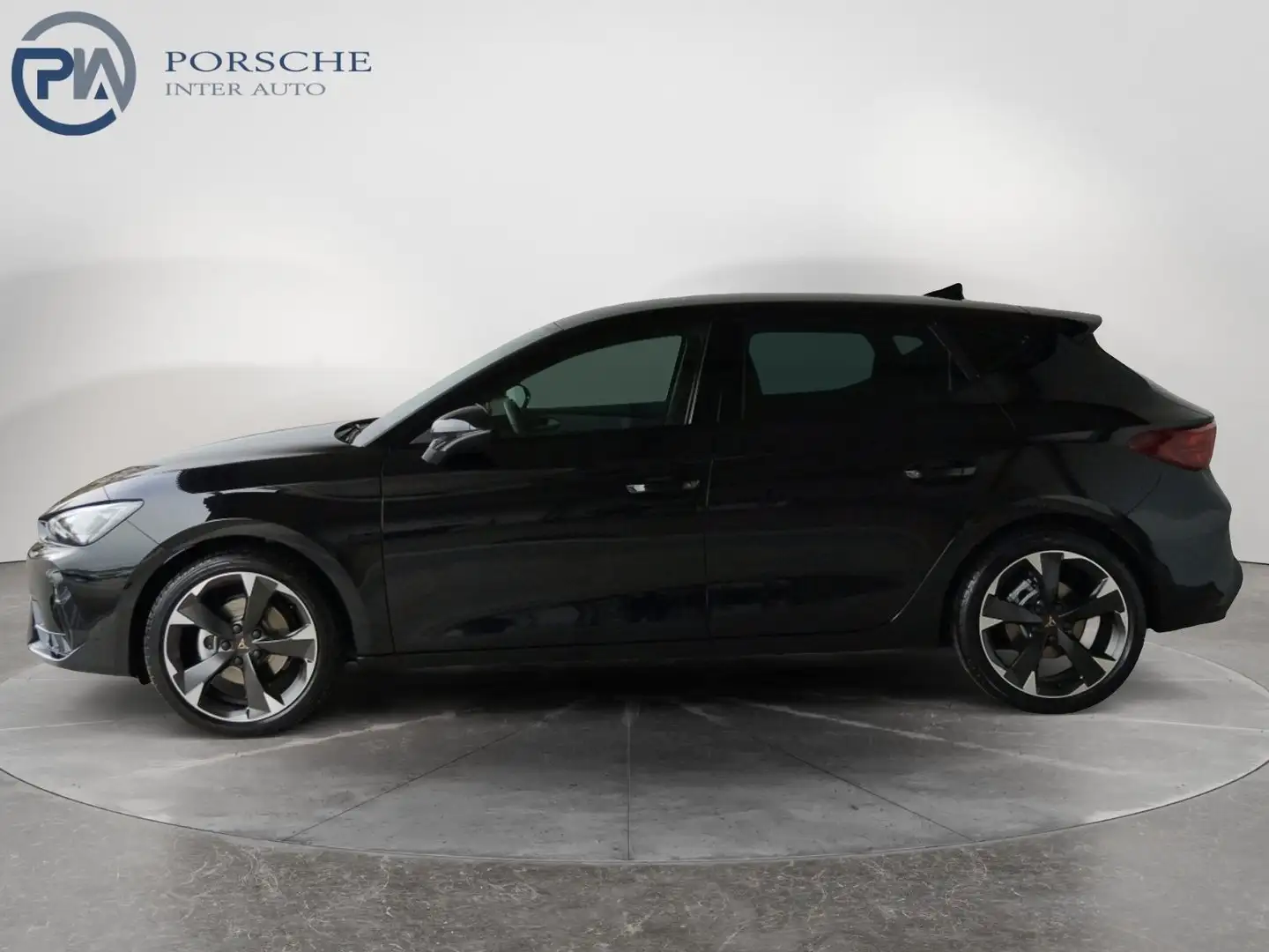 CUPRA Leon 1.5 TSI ACT Schwarz - 2