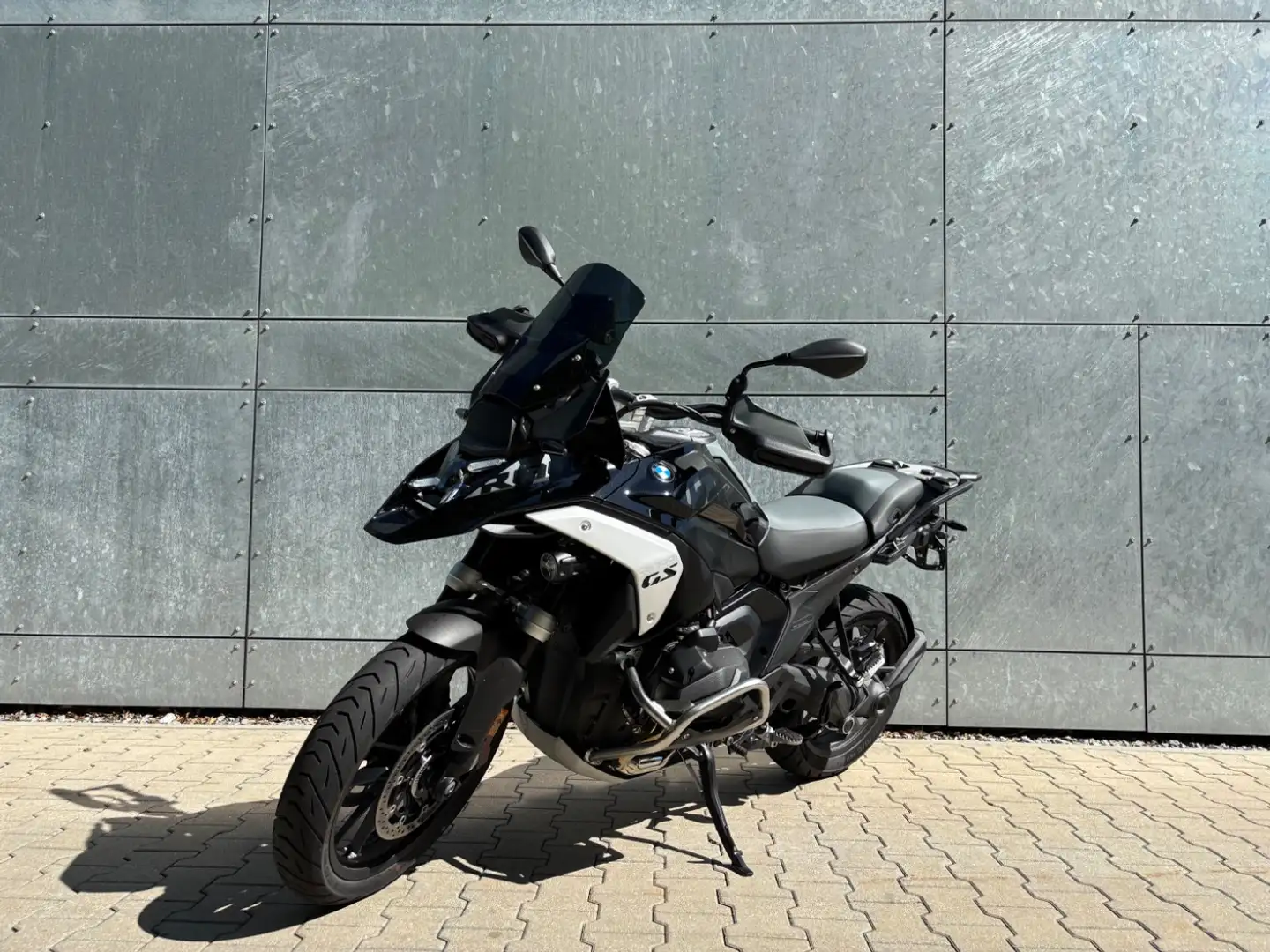 BMW R 1300 GS Triple Black ASA 3 Pakete Schmiederäder, Enduro-Pa Schwarz - 2