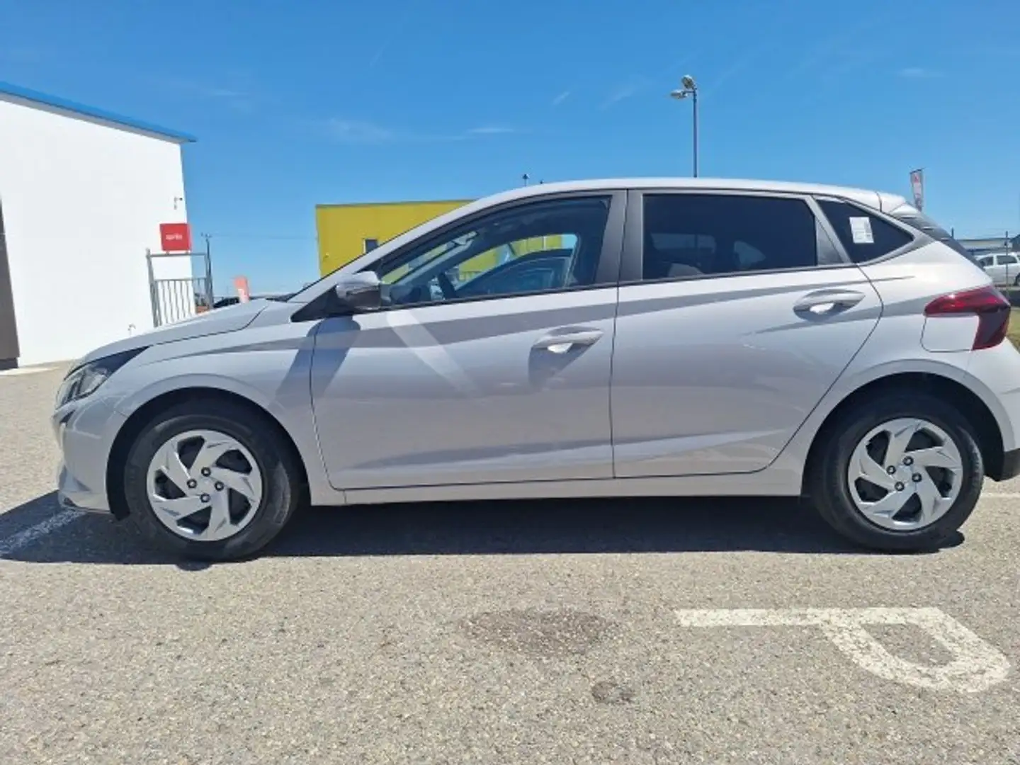 Hyundai i20 (BC3) GO 1.0 T-GDI Grau - 2
