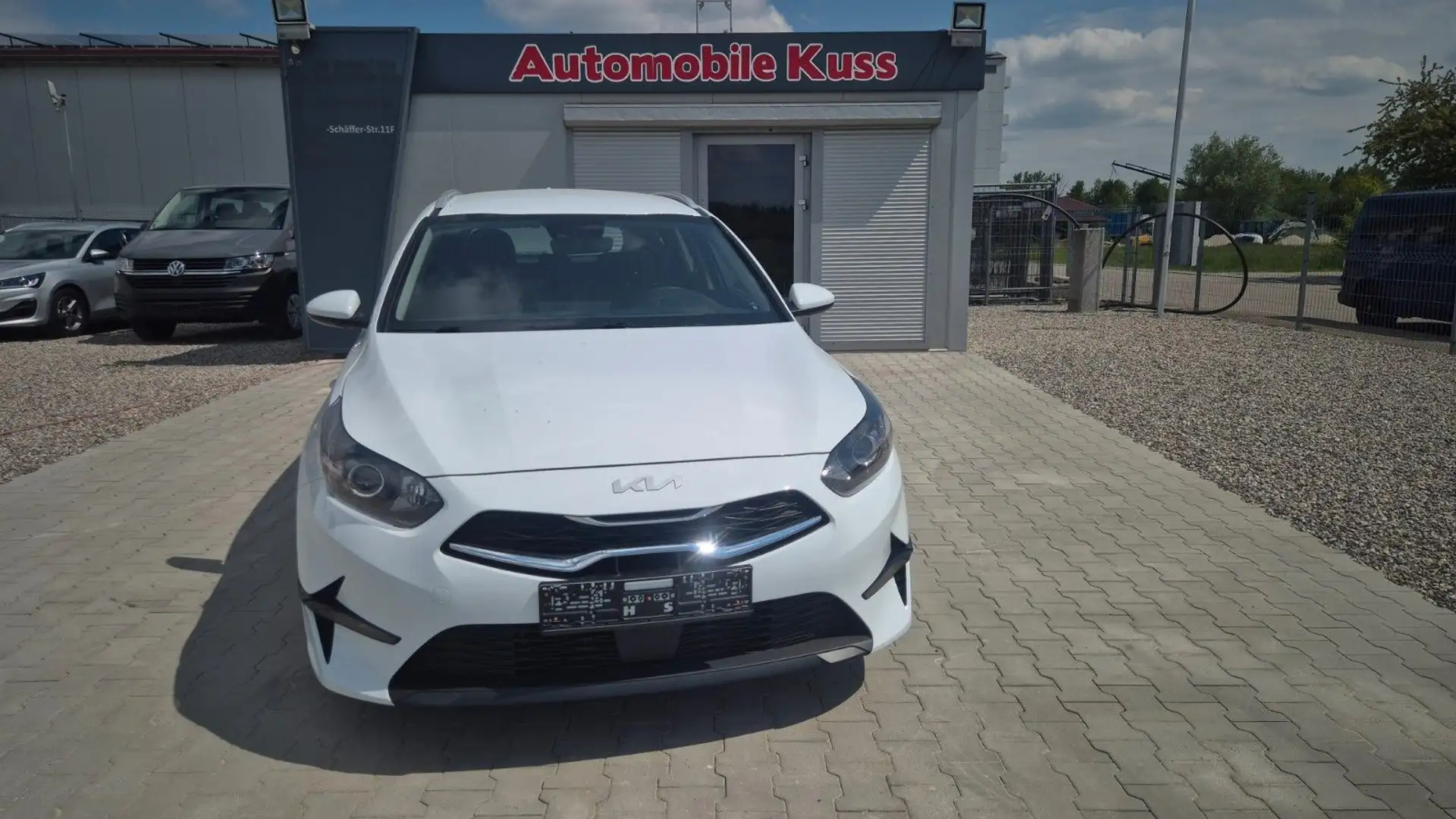 Kia Ceed SW / cee'd SW Weiß - 1
