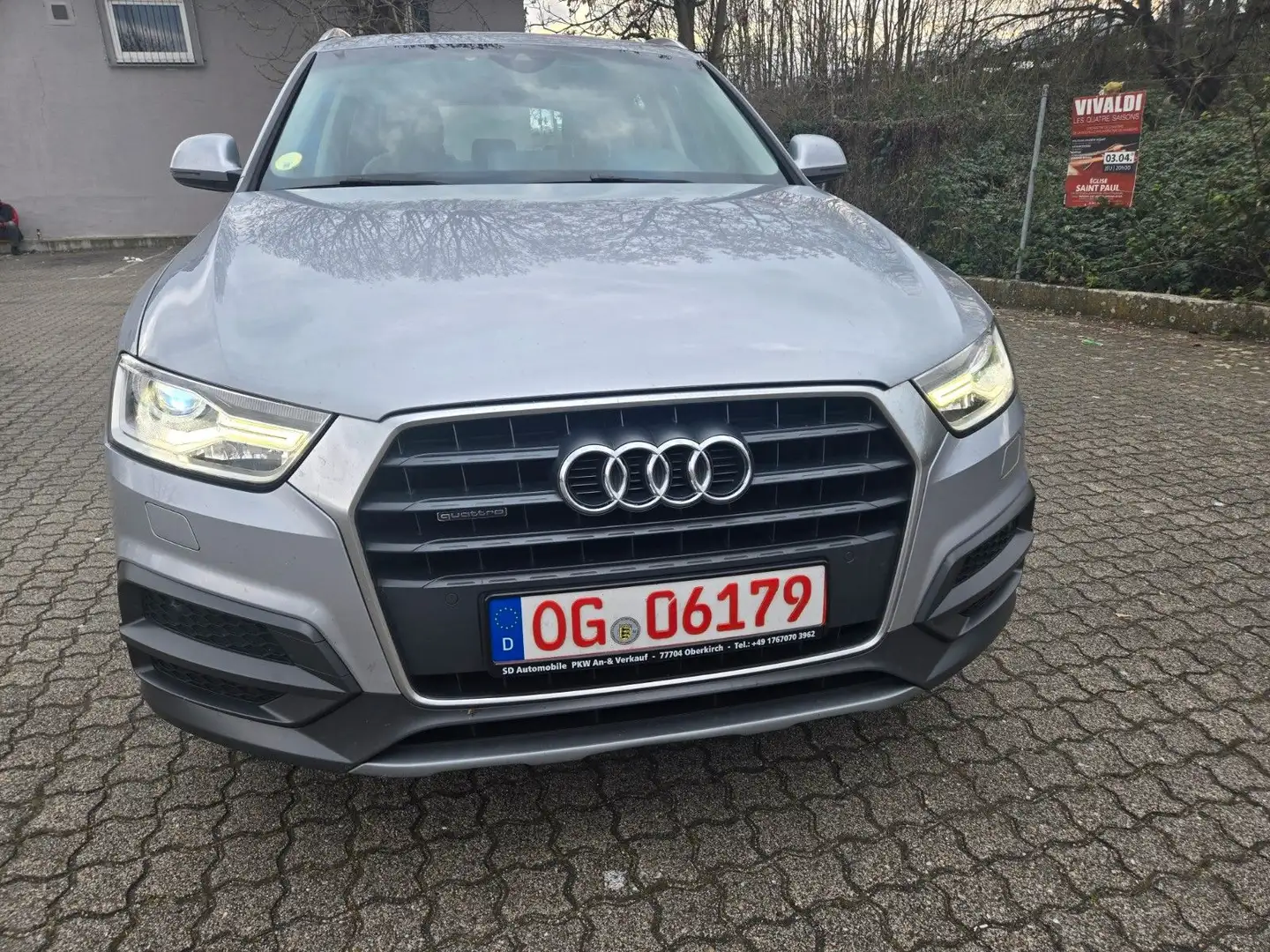 Audi Q3 quattro 2.0 TDI S Tronic Klima Xenon Navi Silber - 2