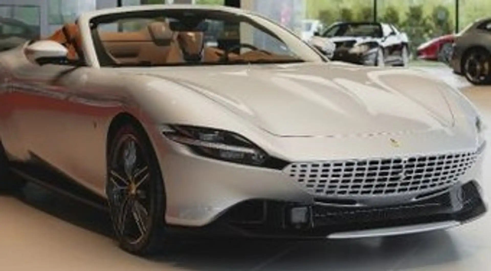 Ferrari Roma Срібний - 2