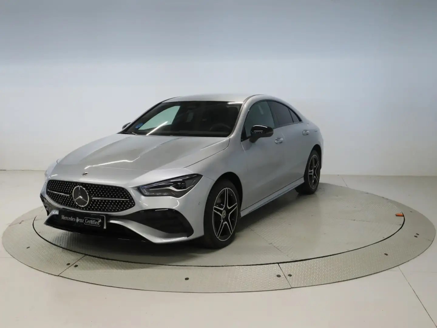 Mercedes-Benz CLA 250 E COUPE PHEV DCT 218 4P Plateado - 1
