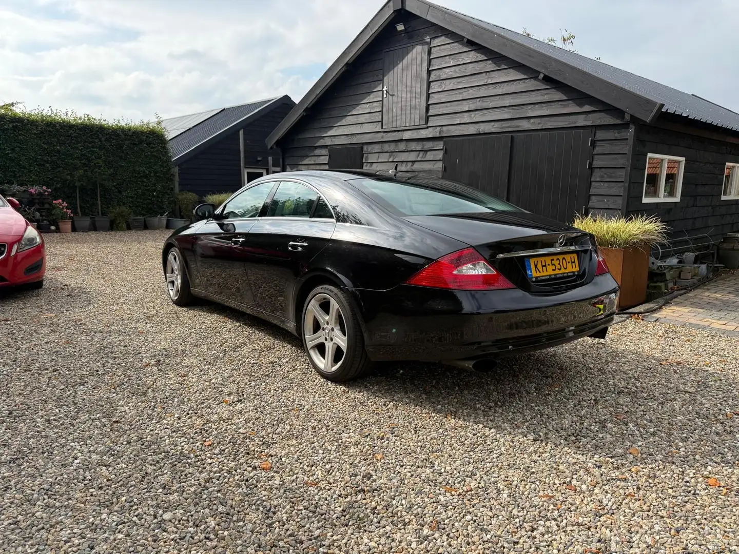Mercedes-Benz CLS 350 CLS 350 cgi crna - 2