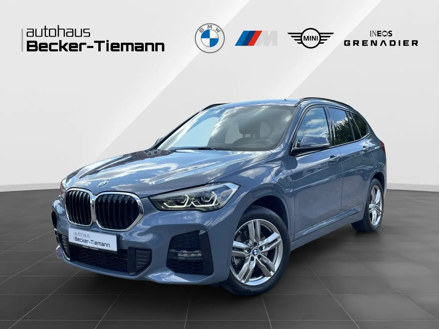 BMW X1 xDrive25e M Sport/ AHK/ RFK/ Head-Up/ LED Grau - 1